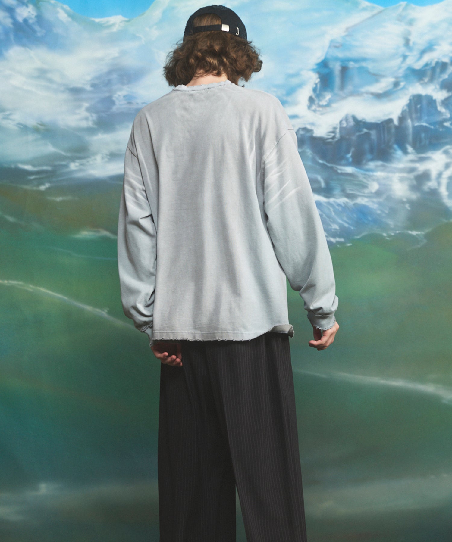 【26AW PRE-ORDER】코튼 발파 레이스 프라임 오버 헨리 넥 롱 슬리브 니트 T셔츠