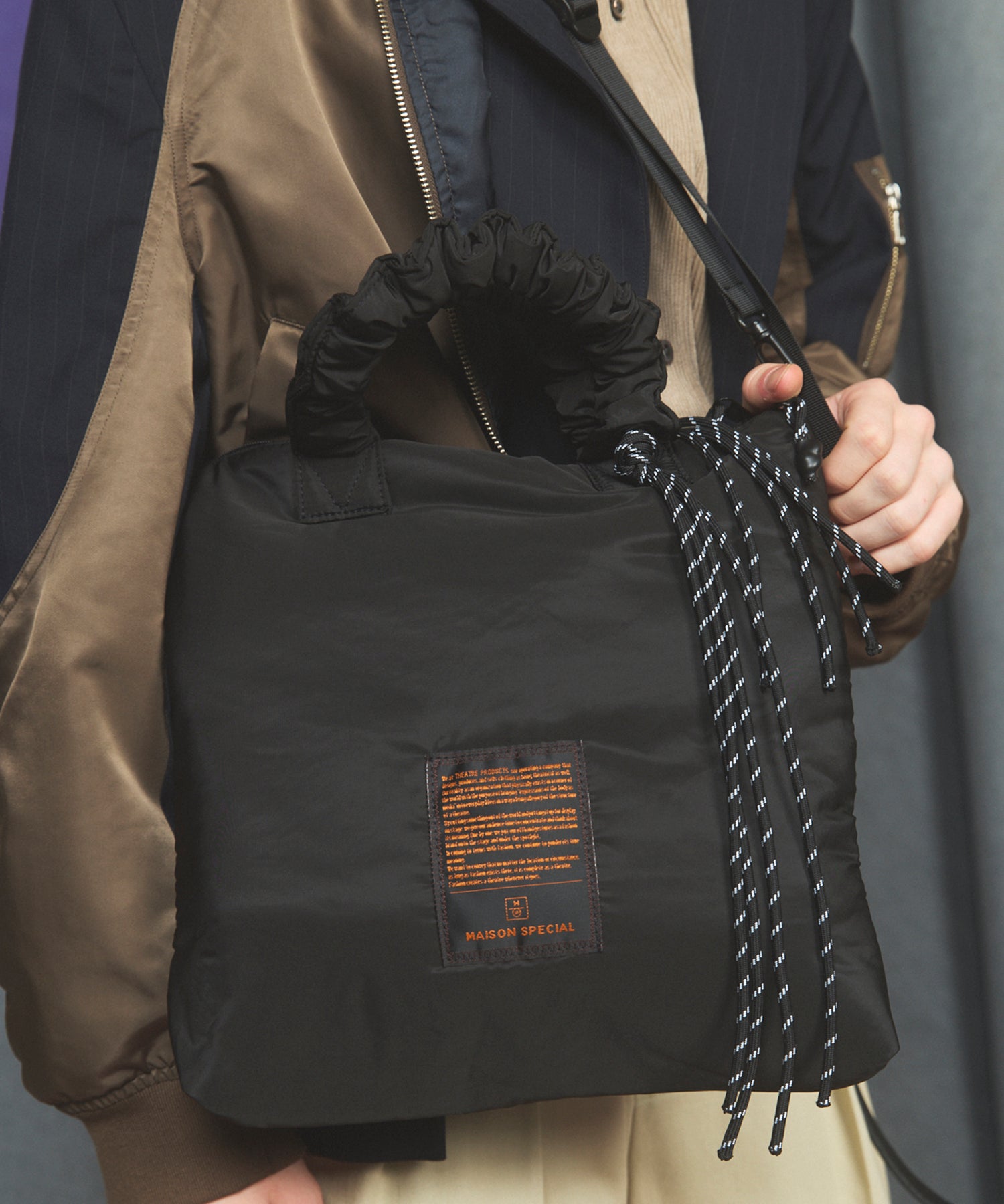[26SS PRE-ORDER] [THEATRE PRODUCTS] Collaboration Multiway Puffer Small Tote Bag