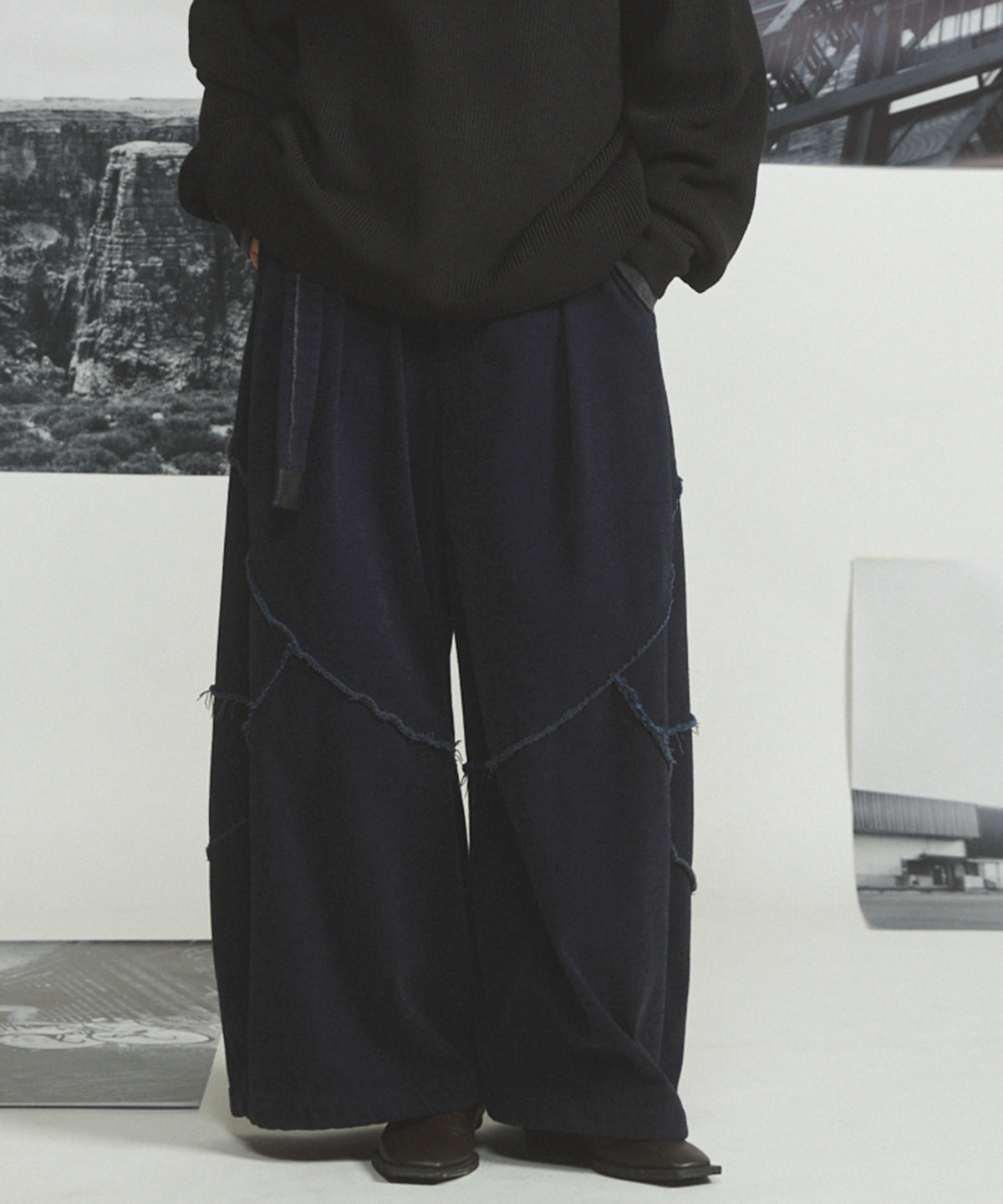 [26AW PRE-ORDER] Butcher fabric prime wide one tuck slacks