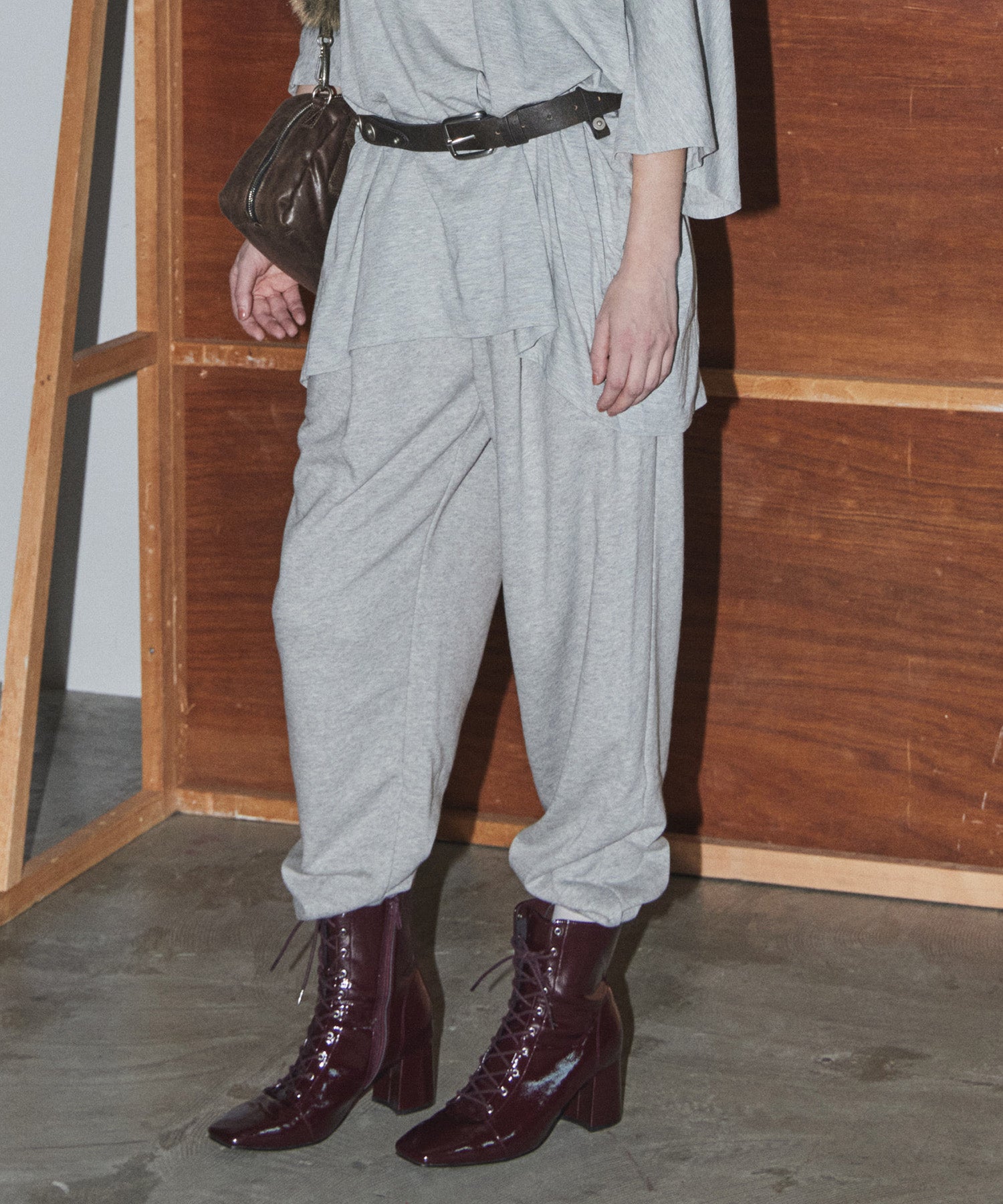 【OPEN YY】TUCKED JOGGER PANTS