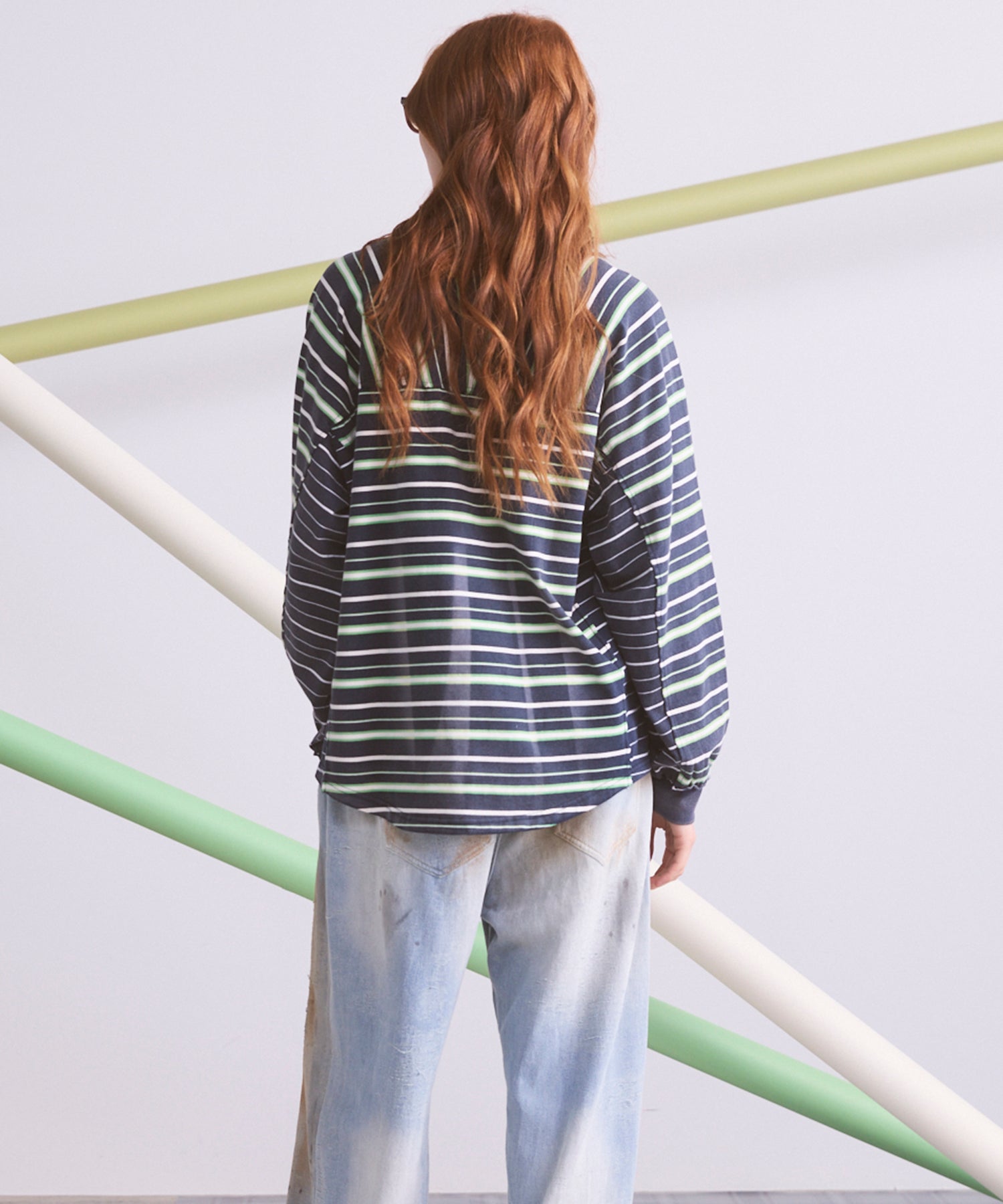フェードボーダープライムオーバードッキングヘンリーネックTシャツ