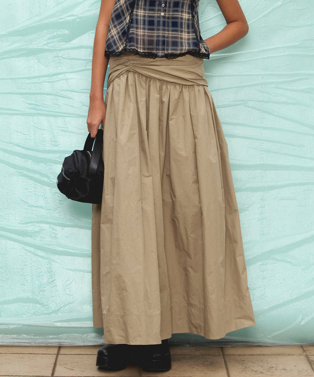 SALE】Voluminous Tuck Flare Skirt