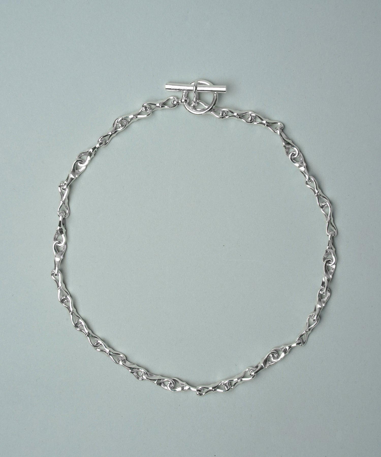 【26SS PRE-ORDER】F-hole Motif Chain Necklace