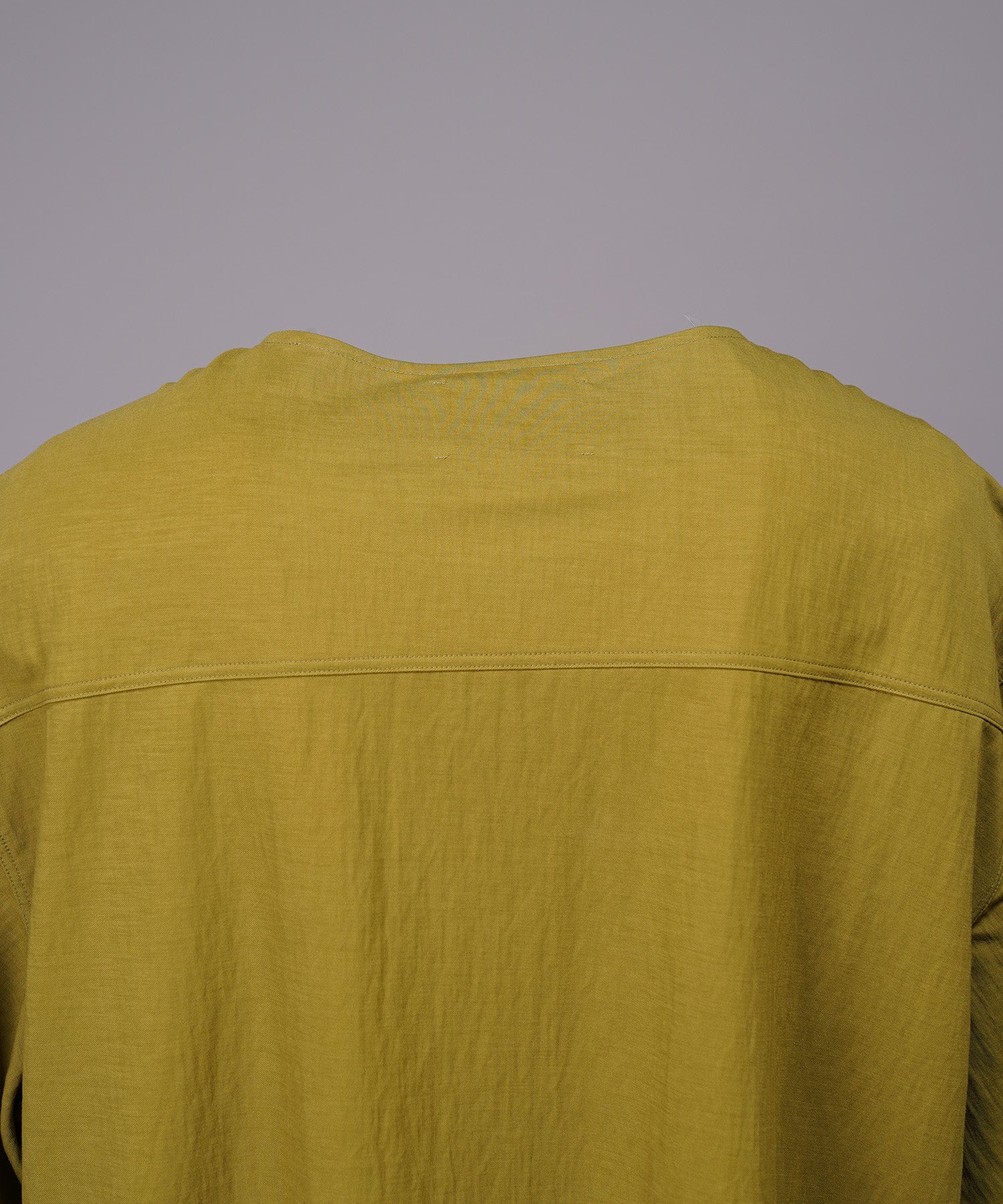 Woven-like Smooth Prime-Over Short-sleeved T-shirt