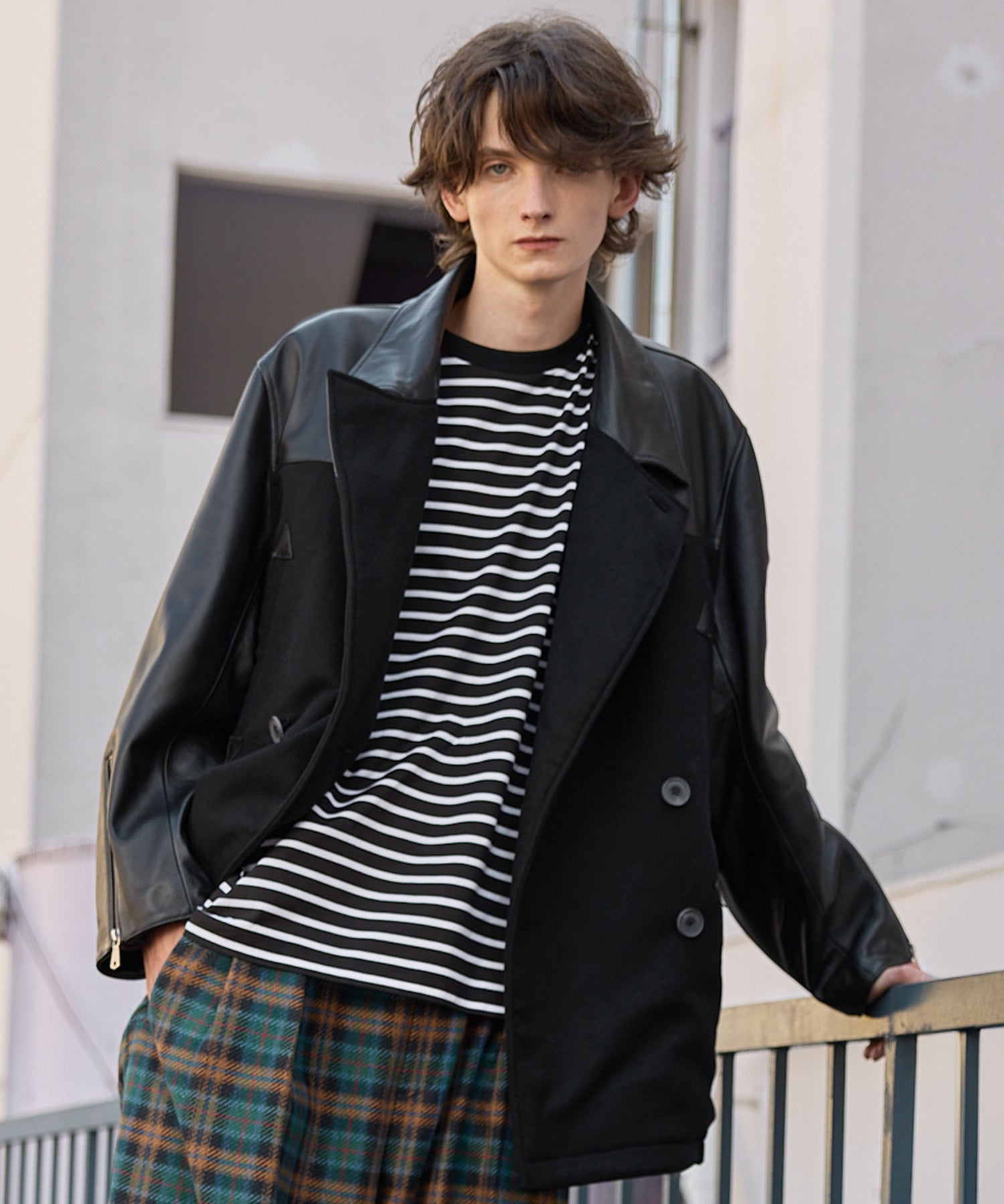 [25AW 사전 주문] 양 가죽 멜튼 콤비네이션 완두콩 코트