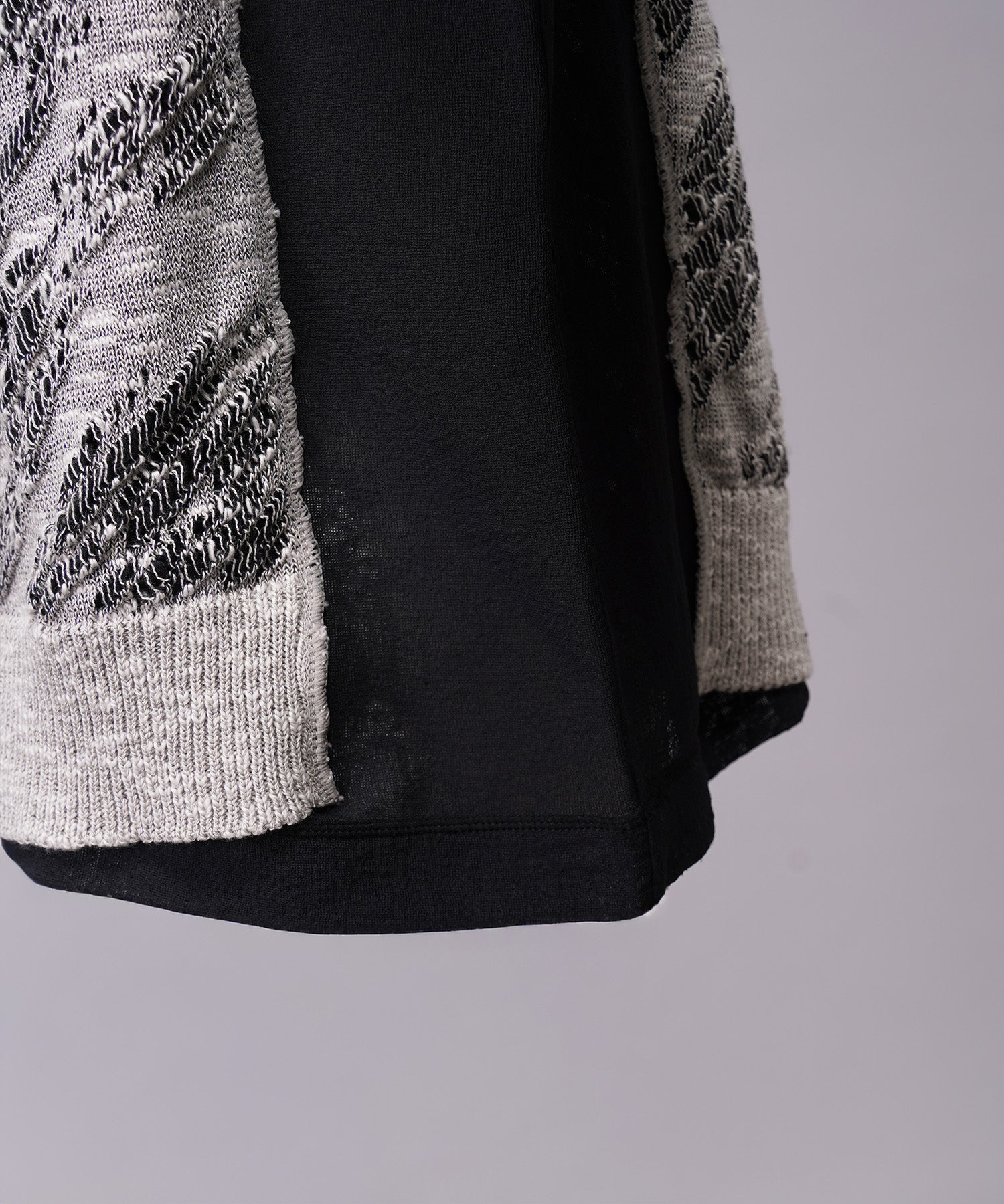 [26SS PRE-ORDER] Sheer Fabric Docking Prime-Over Short-sleeved Knit T-shirt
