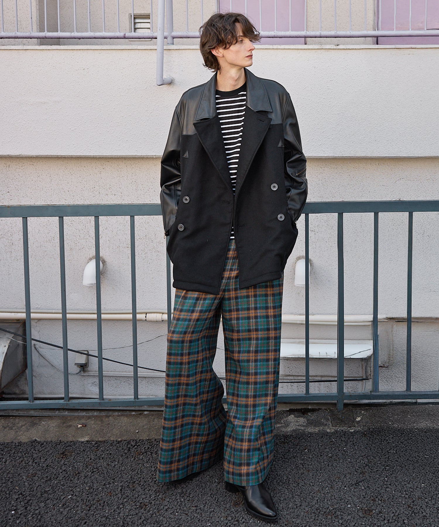 [25AW 사전 주문] 양 가죽 멜튼 콤비네이션 완두콩 코트