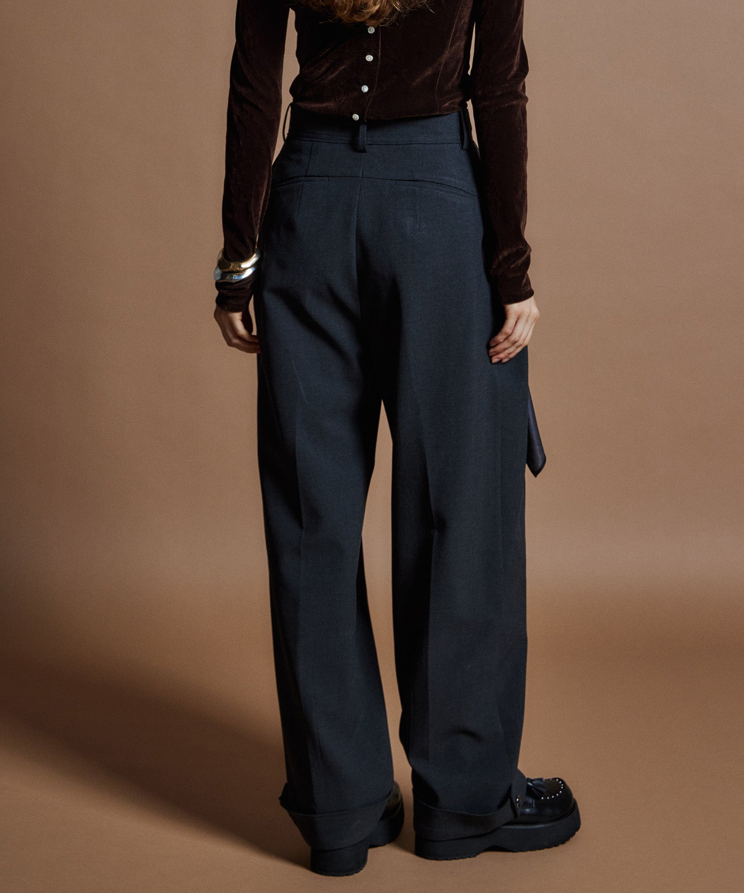 【26WINTER PRE-ORDER】Wide Tuck Pants