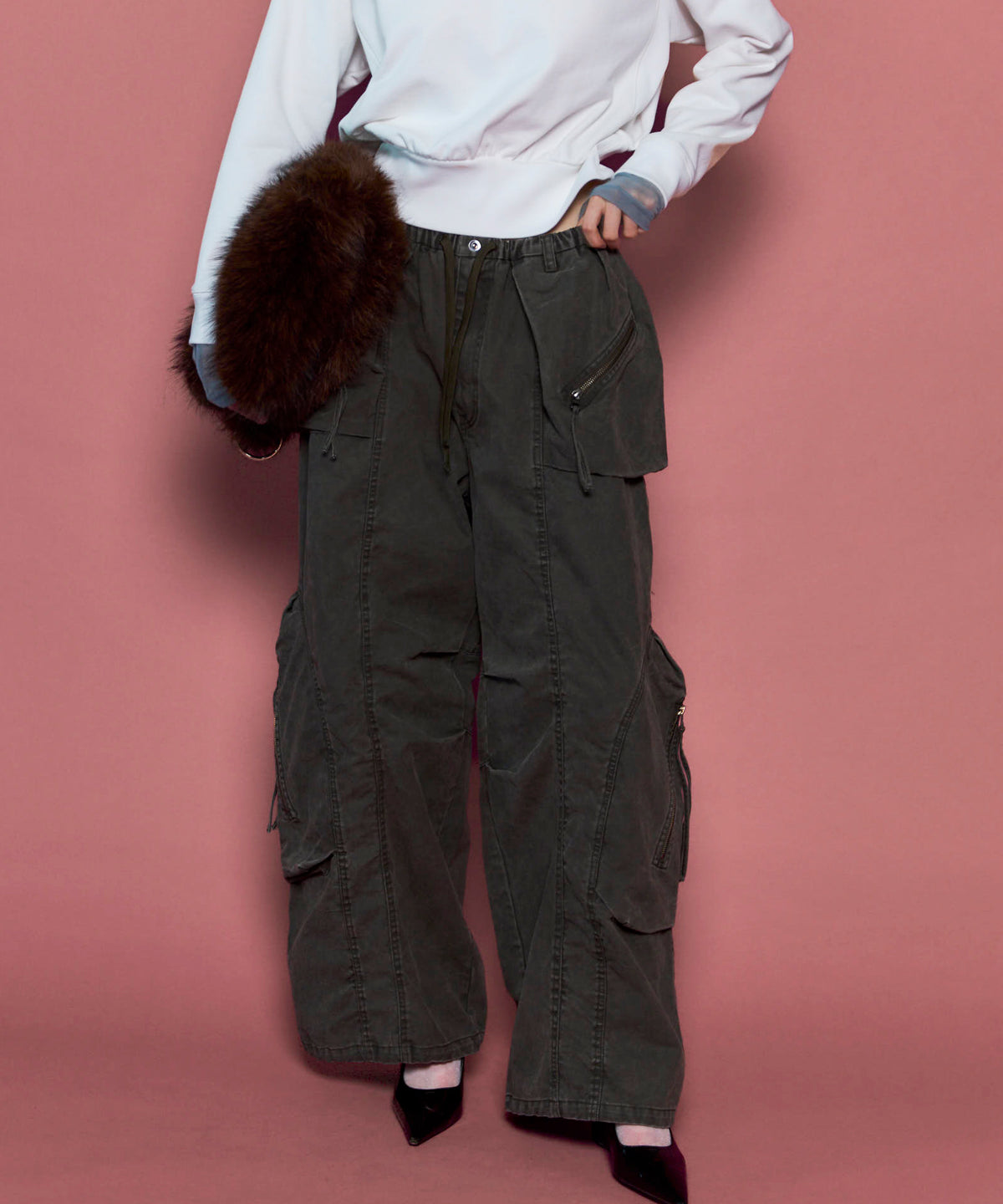 [25AUTUMN PRE-ORDER] Many Pockets Cargo Pants