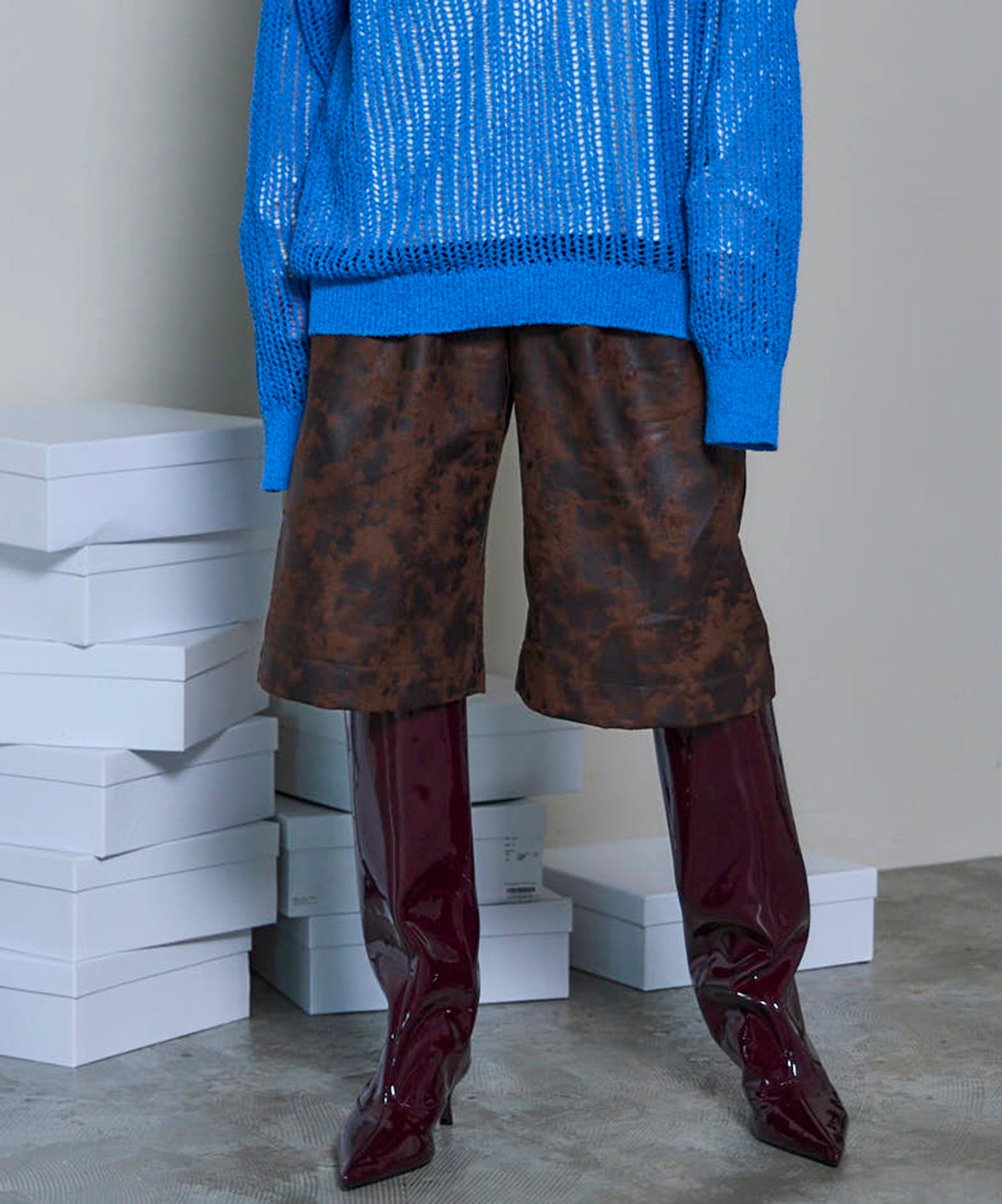 メロディー Cow Pattern Leather Shorts