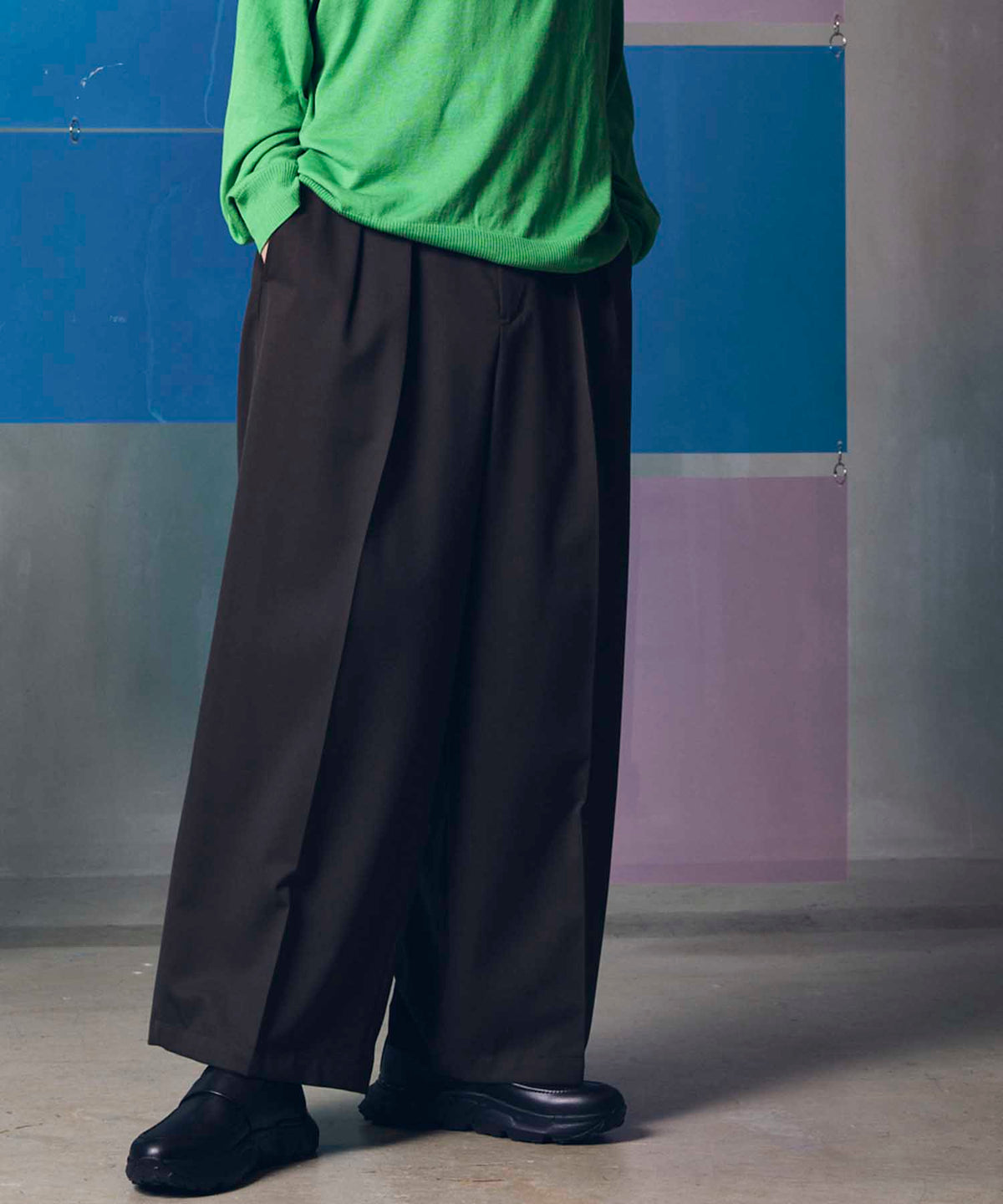 Wool Mix Continuous Tow-Tuck Wide Pants