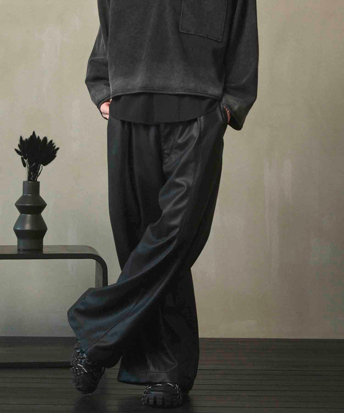 Artificial Leather Pin-Tuck Wide Pants