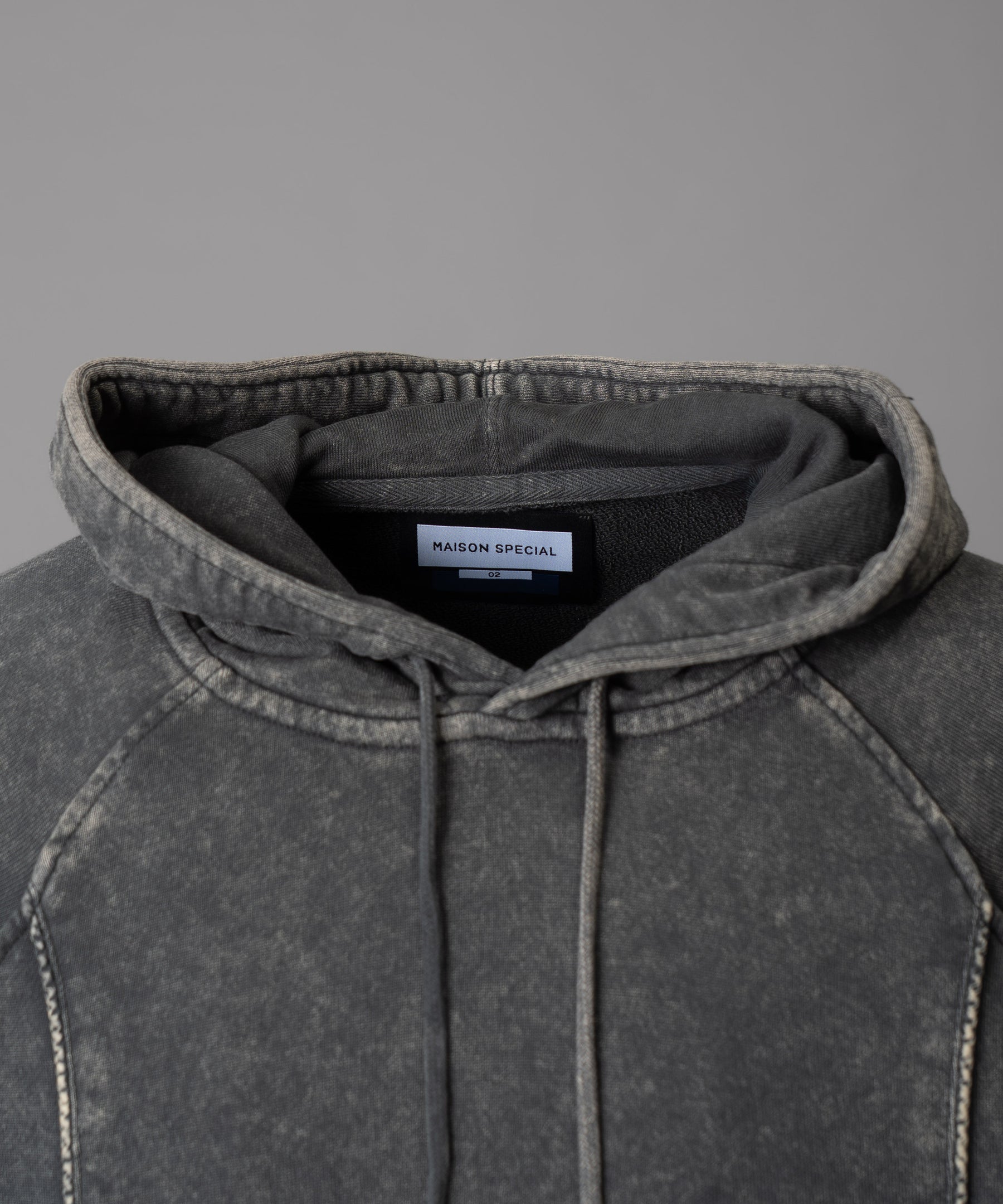 [25AW PRE-ORDER] Nuance Graphics Hand Stitching Long Sleeve TEE