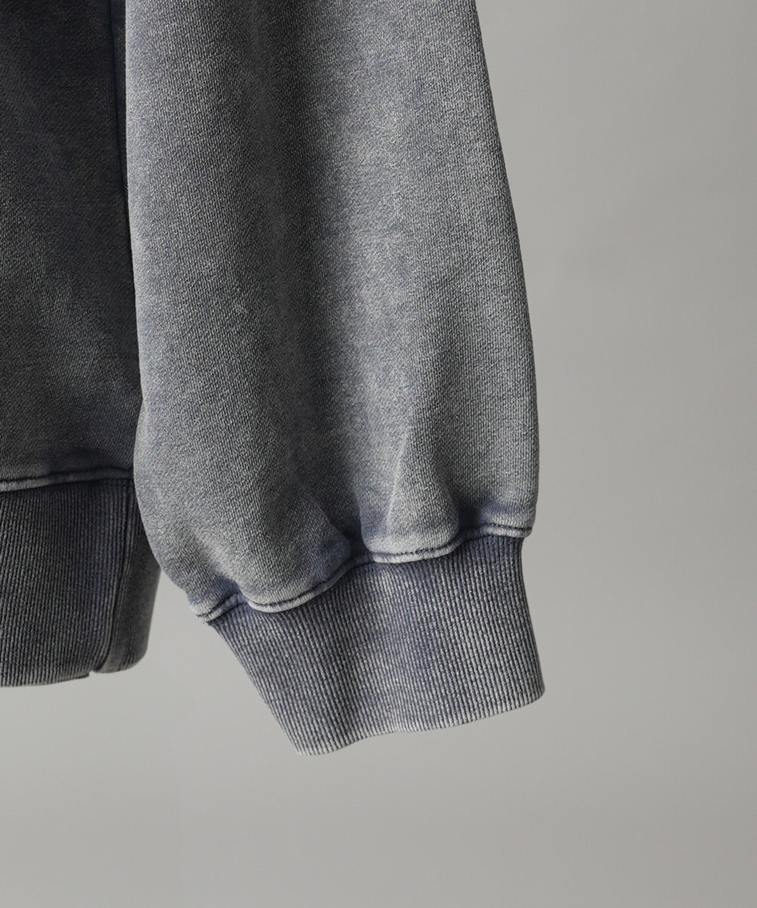 [25AW PRE-ORDER] Nuance Graphics Hand Stitching Long Sleeve TEE