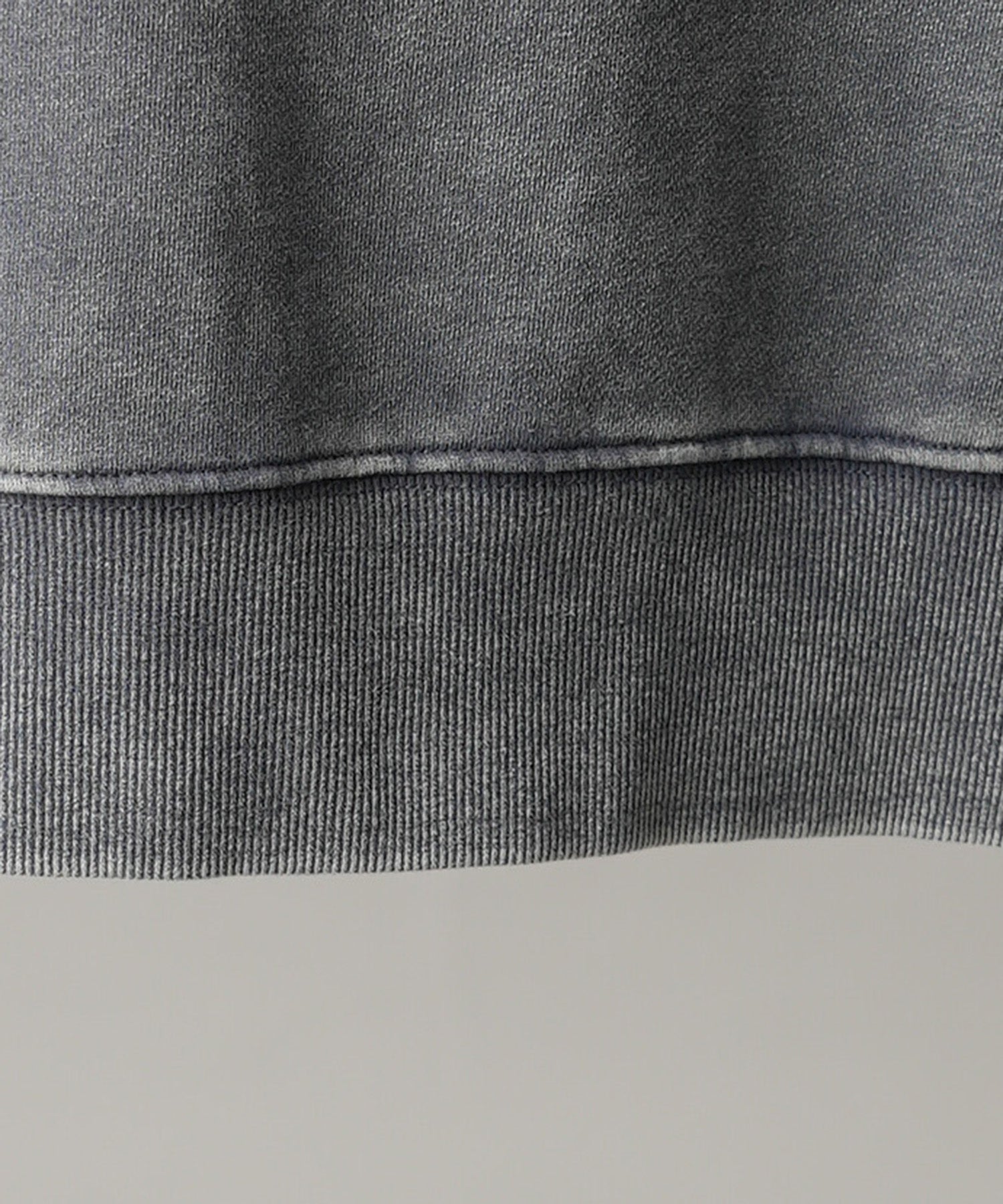 [25AW PRE-ORDER] Nuance Graphics Hand Stitching Long Sleeve TEE