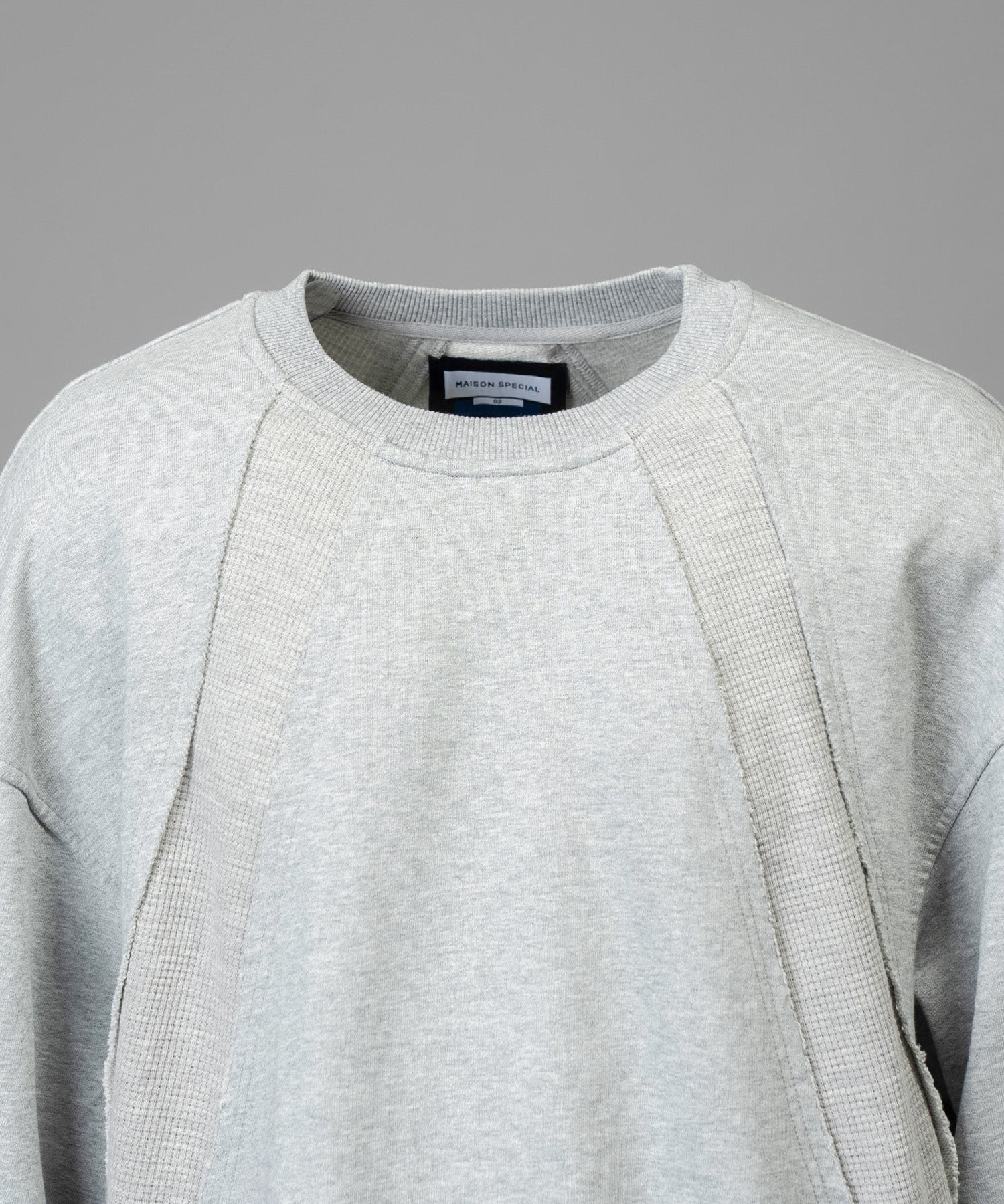 [25AW PRE-ORDER] Nuance Graphics Hand Stitching Long Sleeve TEE