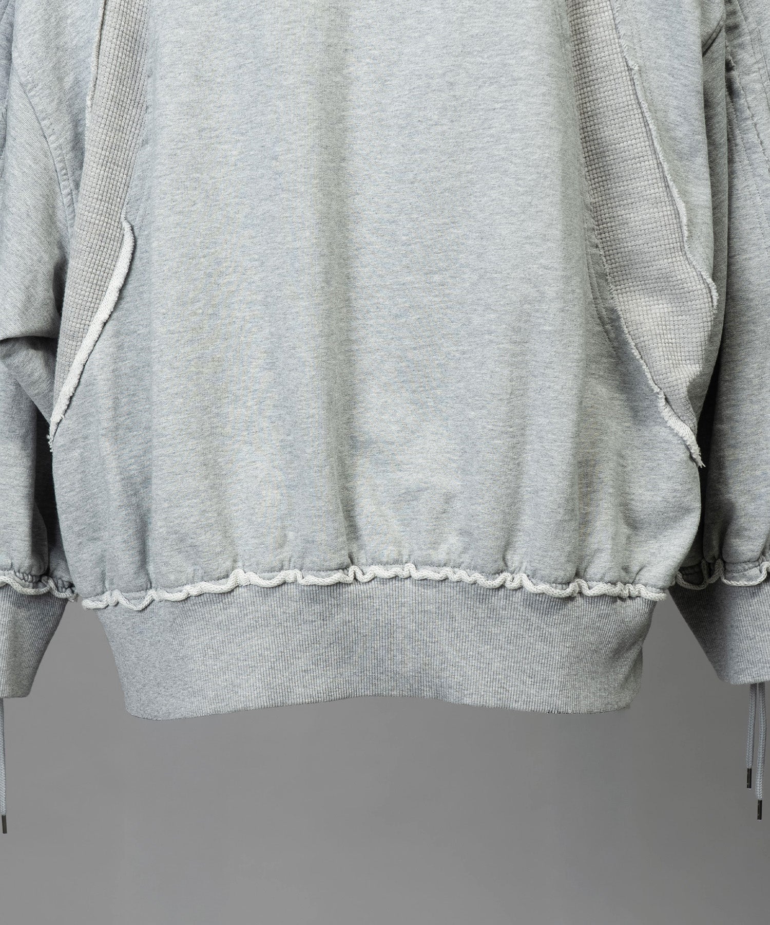 [25AW PRE-ORDER] Nuance Graphics Hand Stitching Long Sleeve TEE