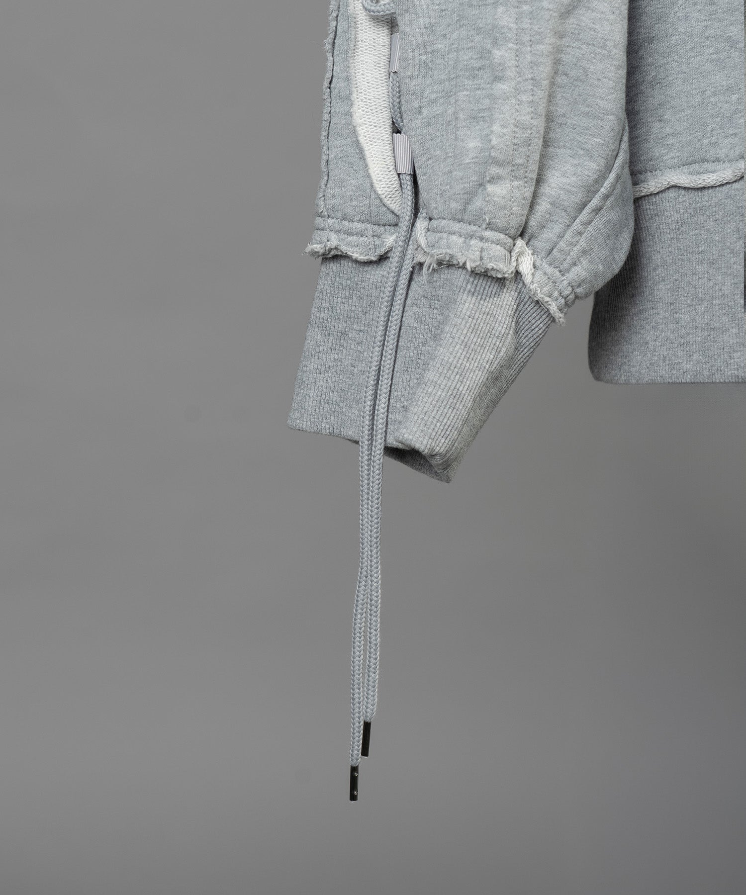 [25AW PRE-ORDER] Nuance Graphics Hand Stitching Long Sleeve TEE