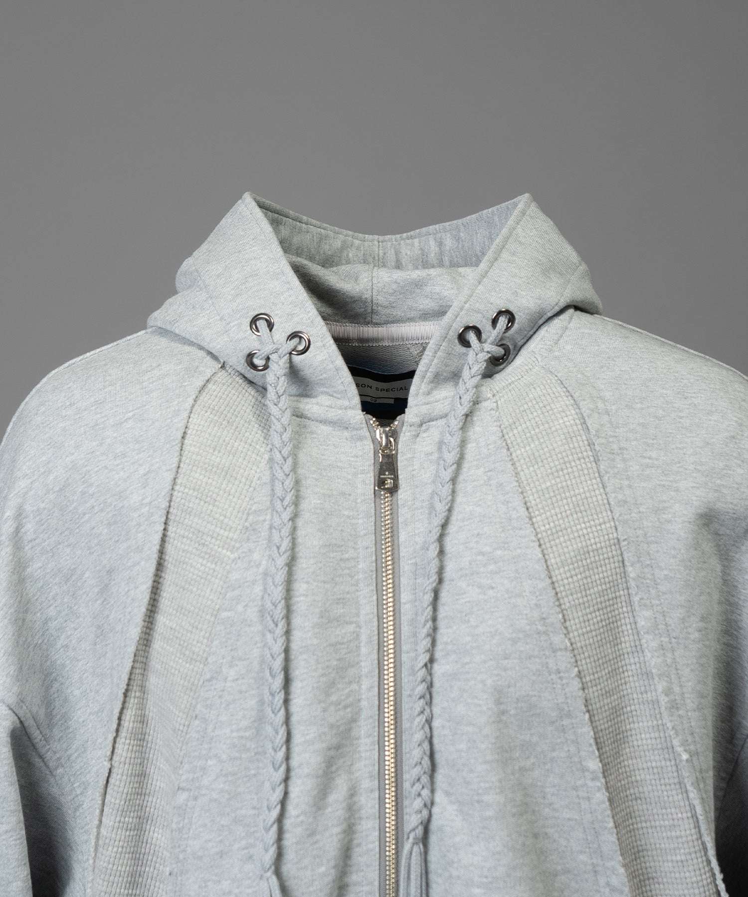 [25AW PRE-ORDER] Nuance Graphics Hand Stitching Long Sleeve TEE