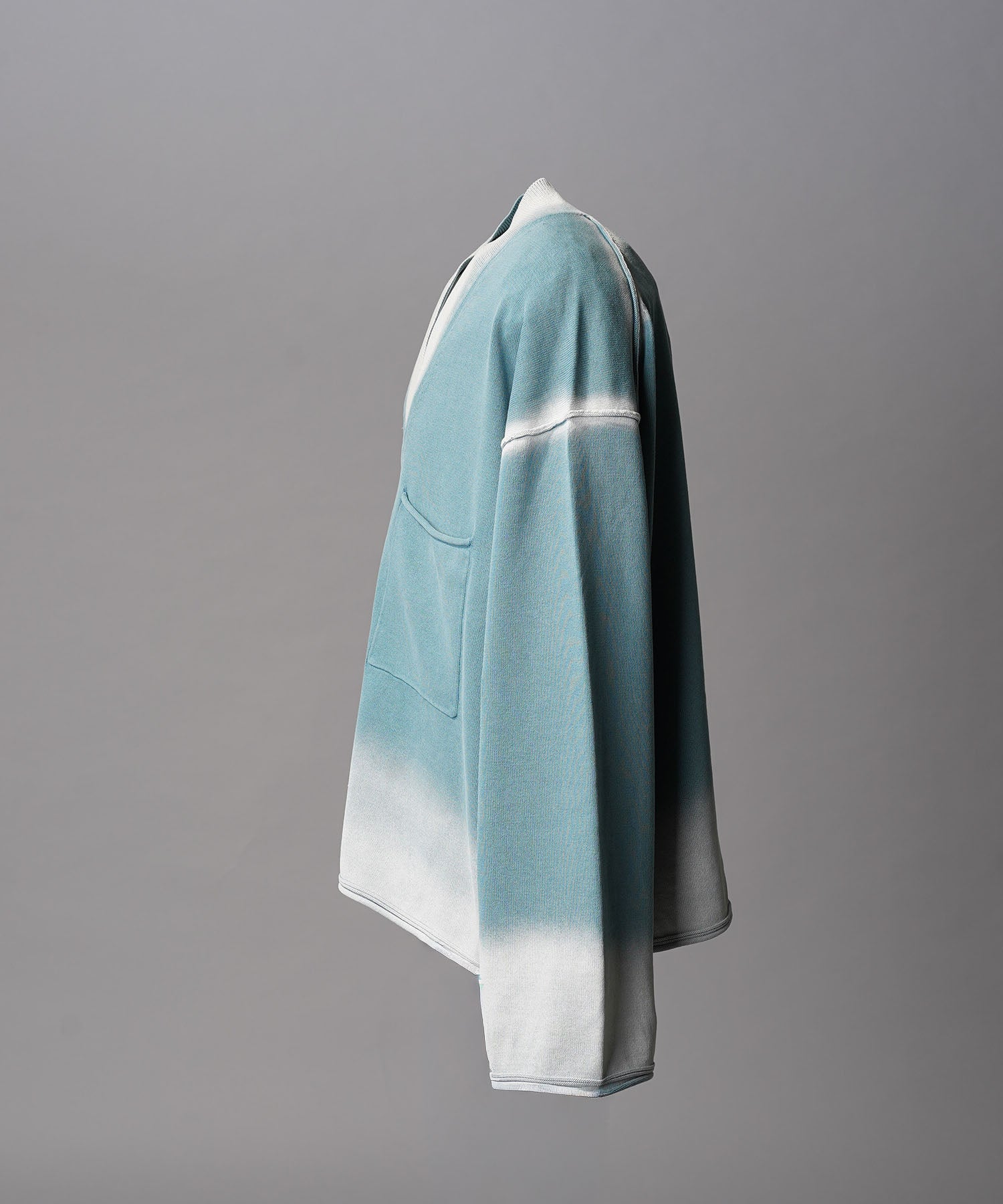 Gradation Short Length Prime-Over V-Neck Knit Pullover