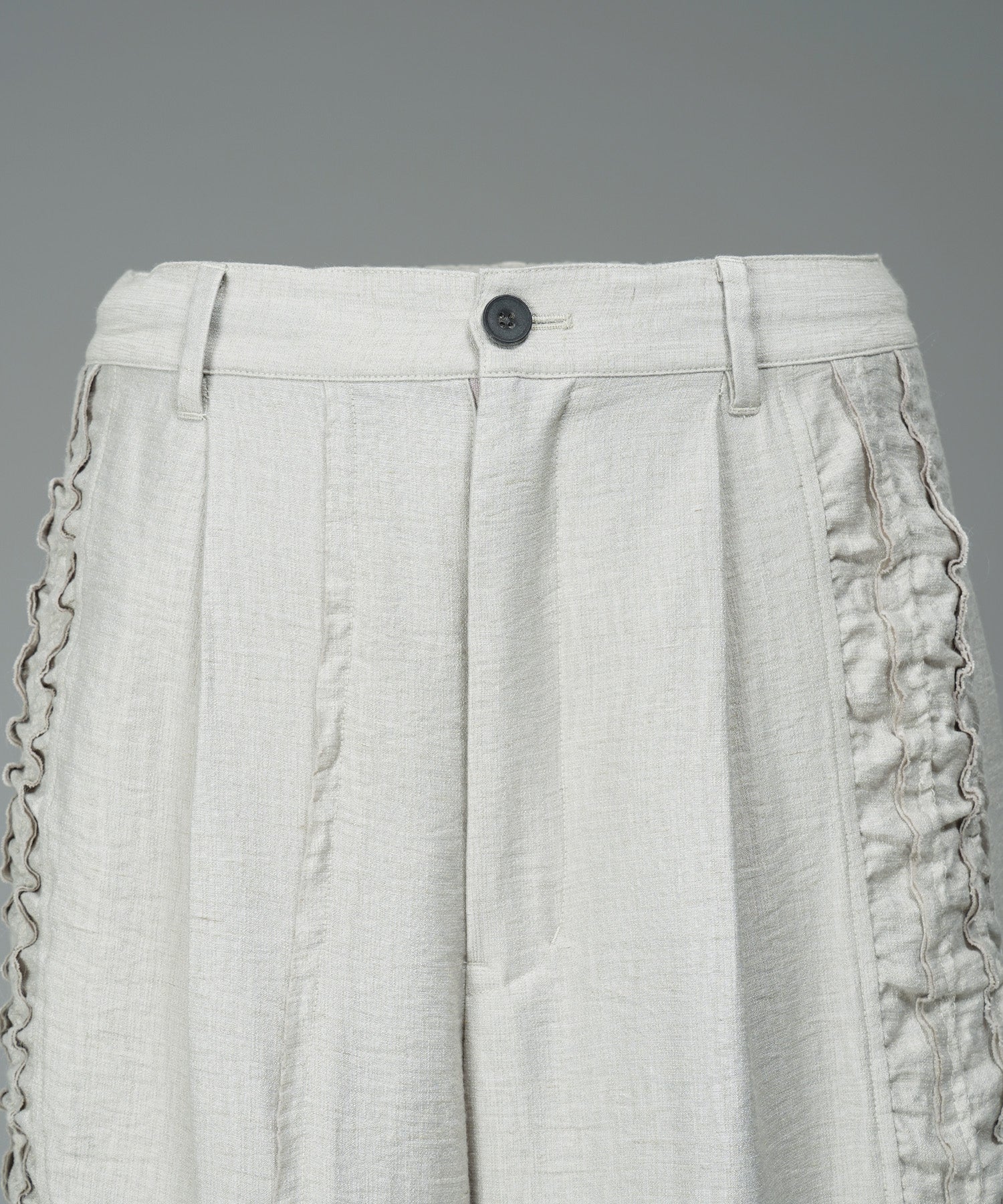 [26SS PRE-ORDER] Linen Mix Slab Side Big Pocket Prime-Wide Pants
