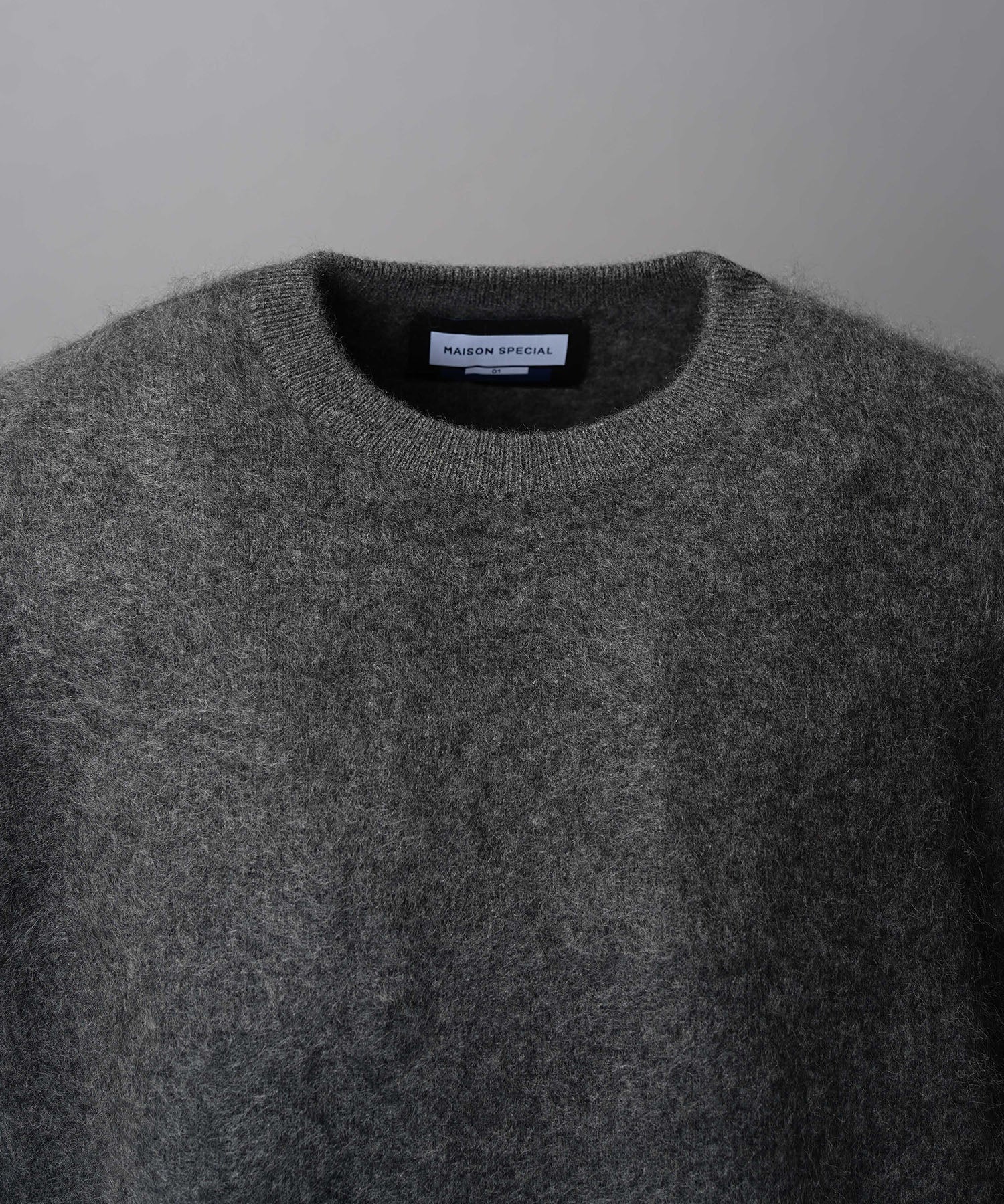 Gradation Short Length Prime-Over V-Neck Knit Pullover