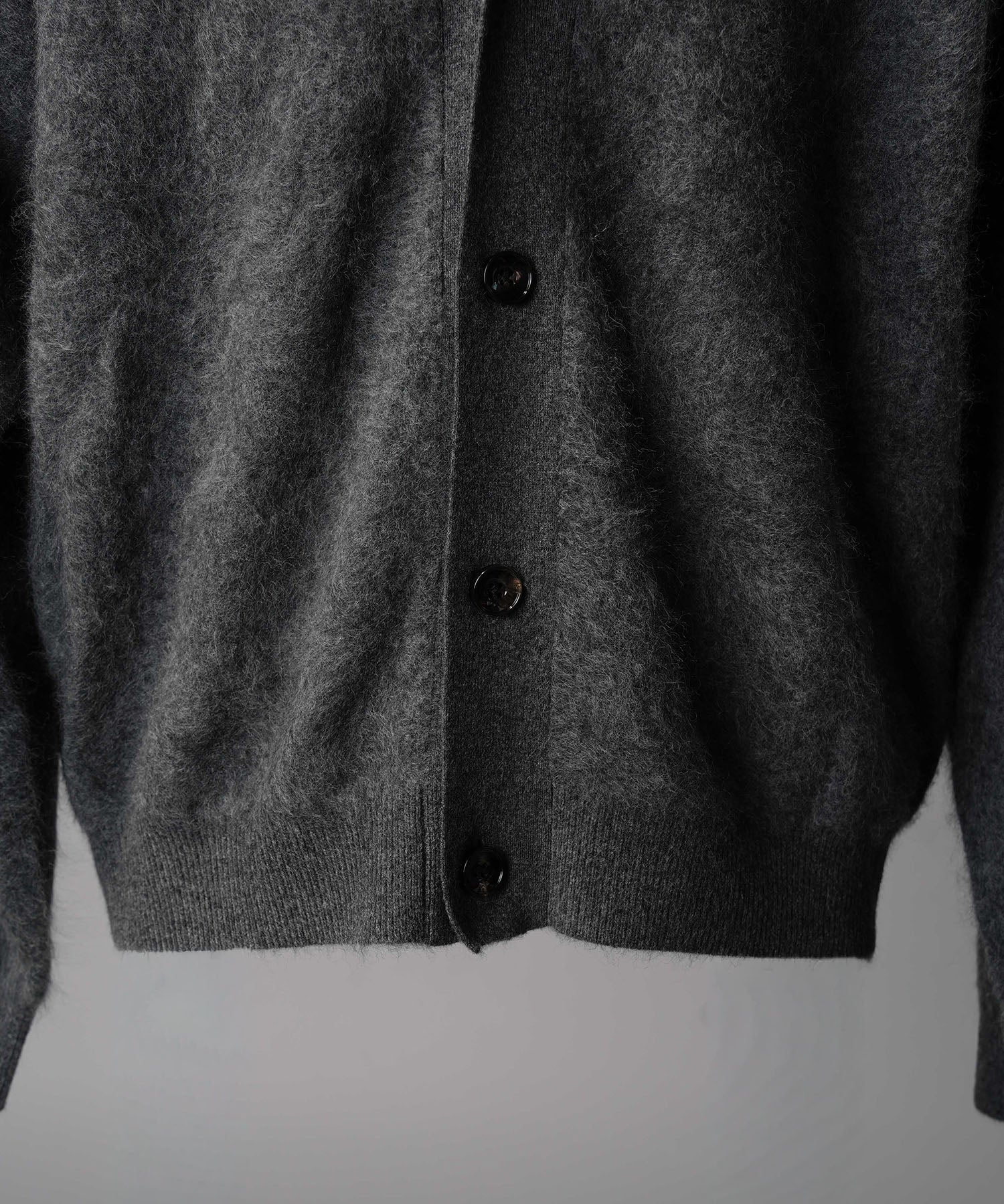 Super140 Brushed Extra Fine Merino Wool V-neck Cardigan