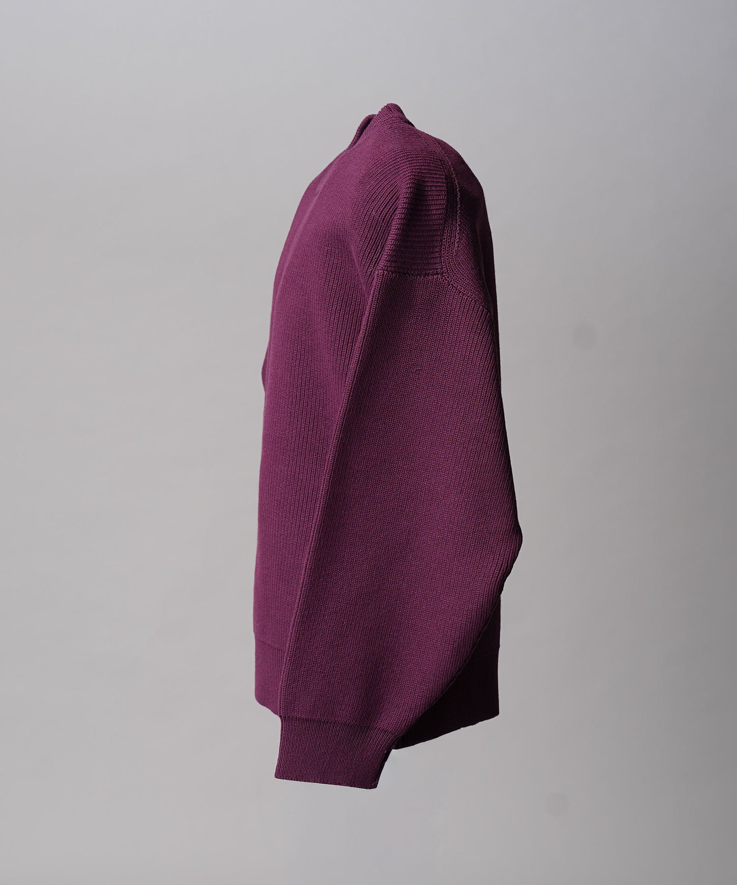 Gradation Short Length Prime-Over V-Neck Knit Pullover