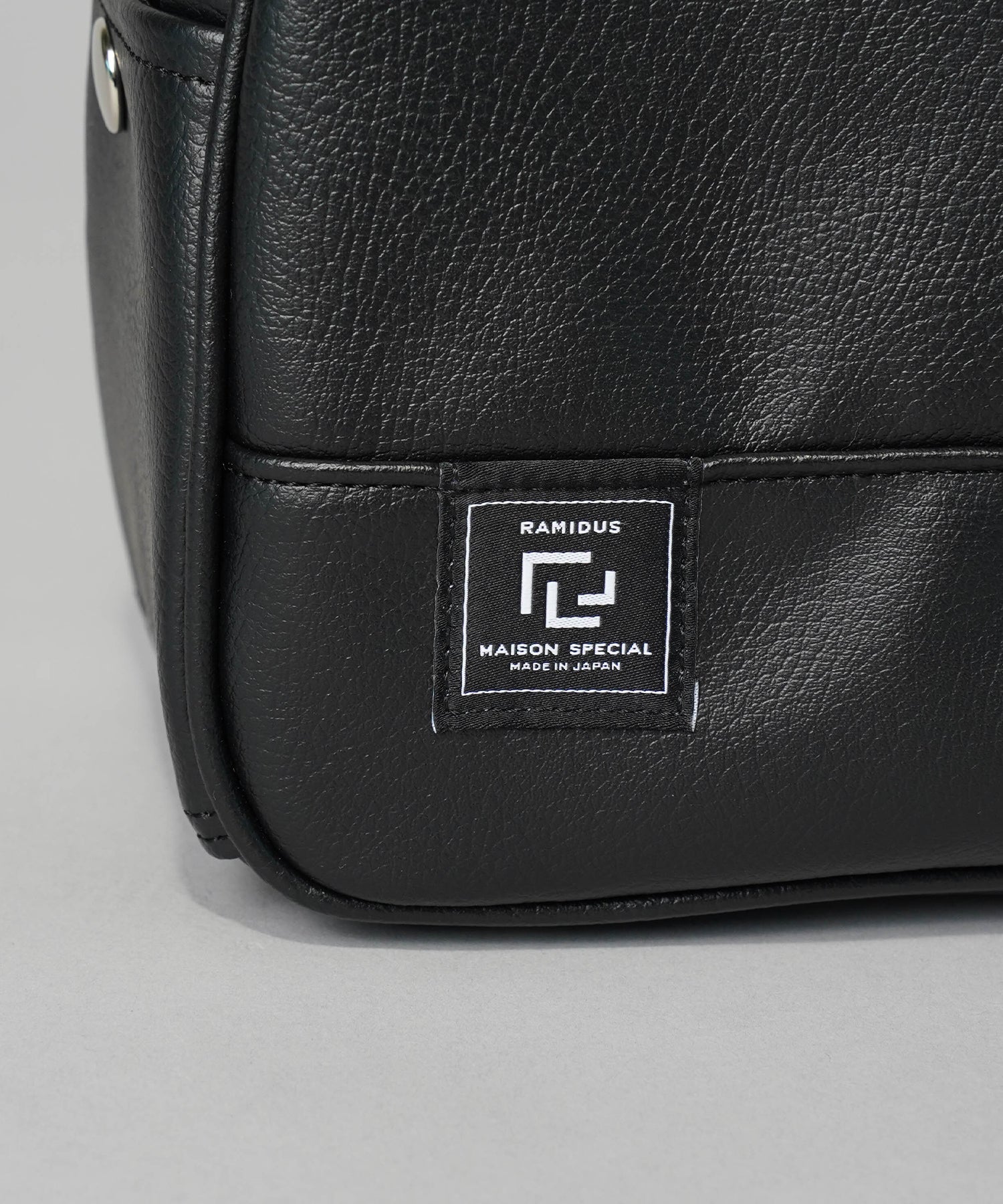 Aluminum Bonded Leather Shoulder Bag