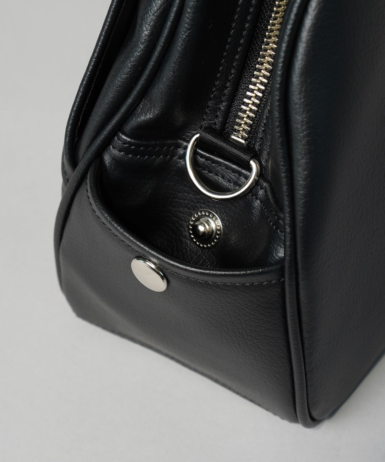 Aluminum Bonded Leather Shoulder Bag
