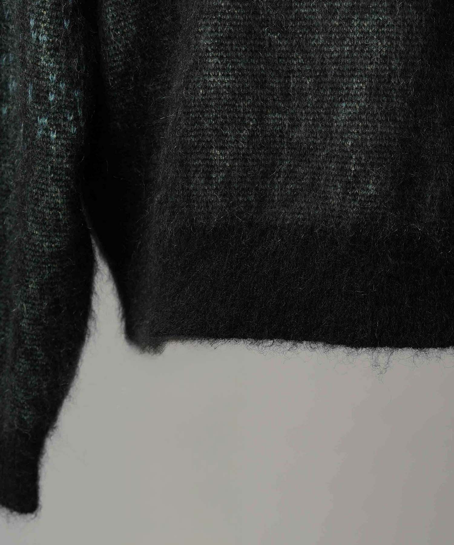 Gradation Short Length Prime-Over V-Neck Knit Pullover