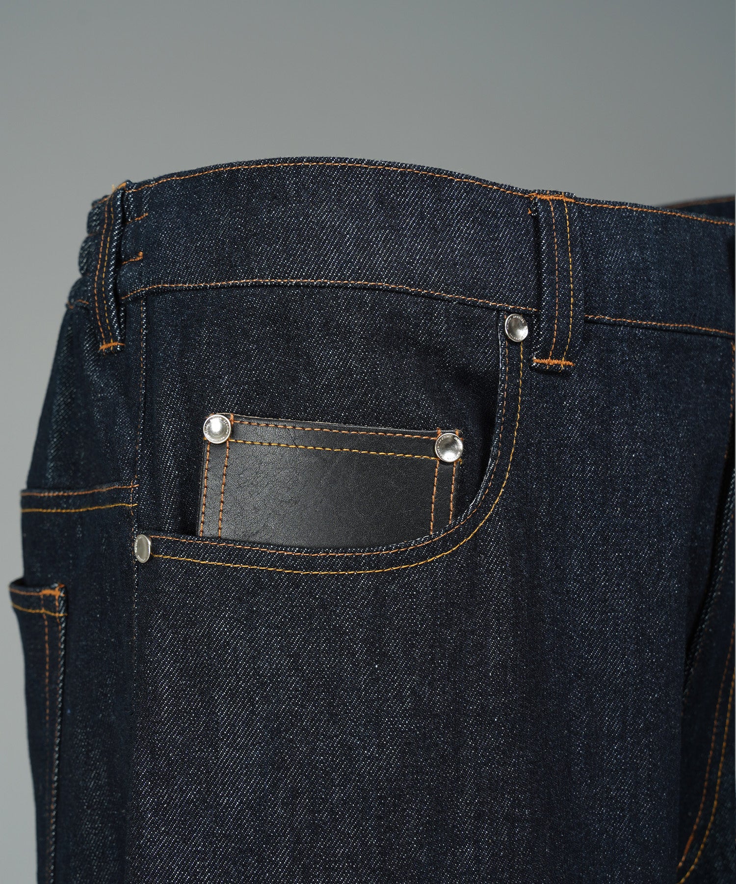 【26ss PRE-ORDER】Clear Trichotine Two-tuck Prime-Wide Slacks