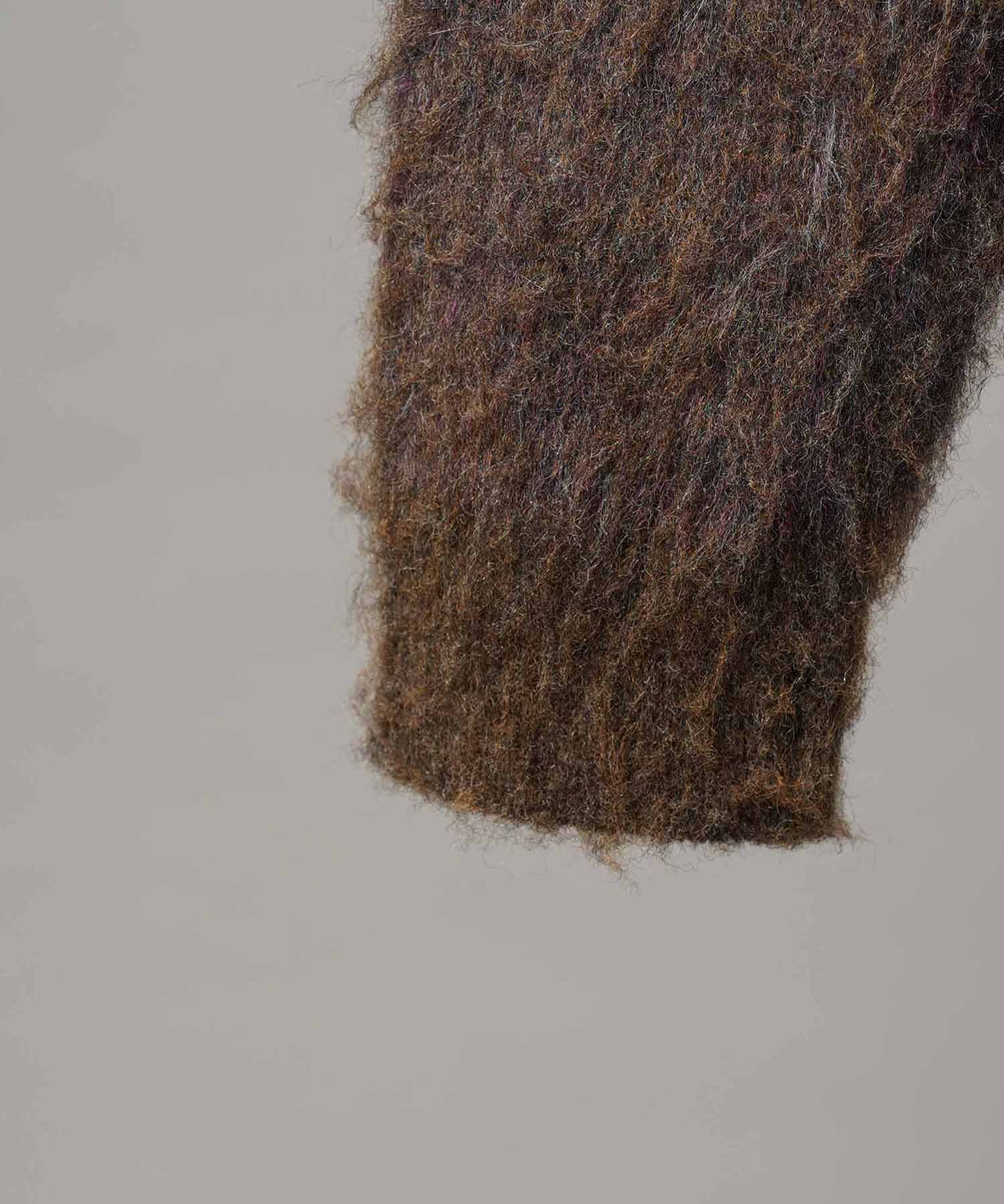 Gradation Short Length Prime-Over V-Neck Knit Pullover