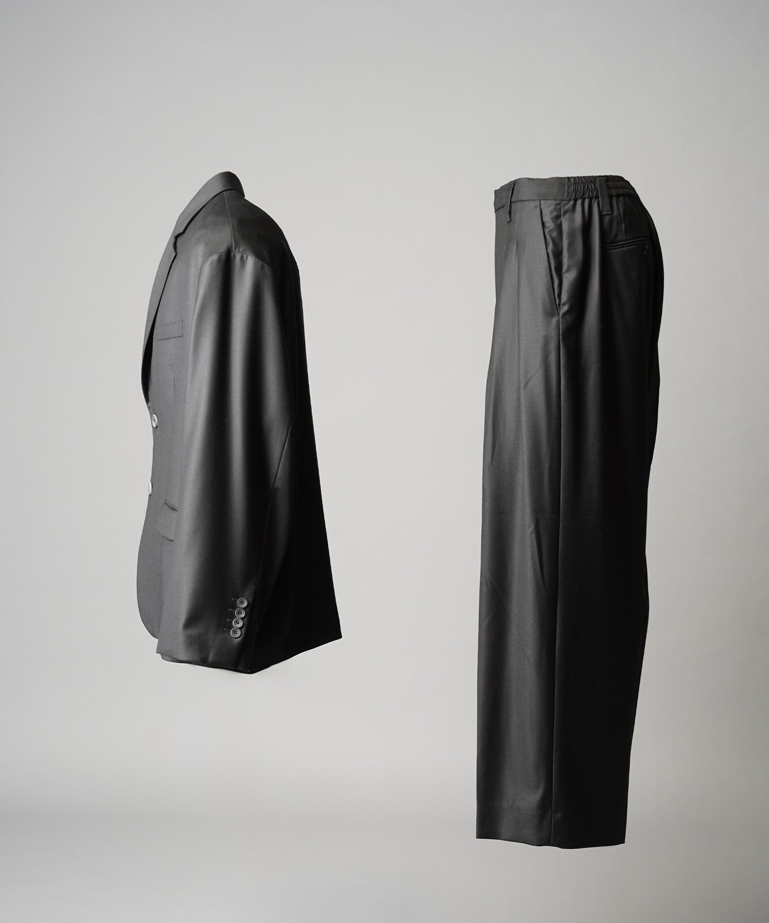 【美品】 バーニーズニューヨーク ロロピアーナ SUPER130s FOURSEASONS L～XLサイズ相当 Loro Piana Super130s Wool Relax-Over Set Up