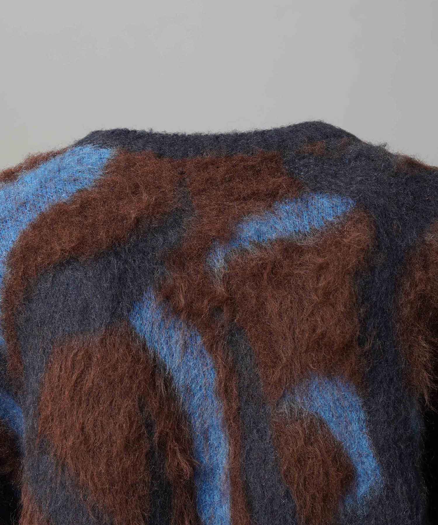 Gradation Short Length Prime-Over V-Neck Knit Pullover