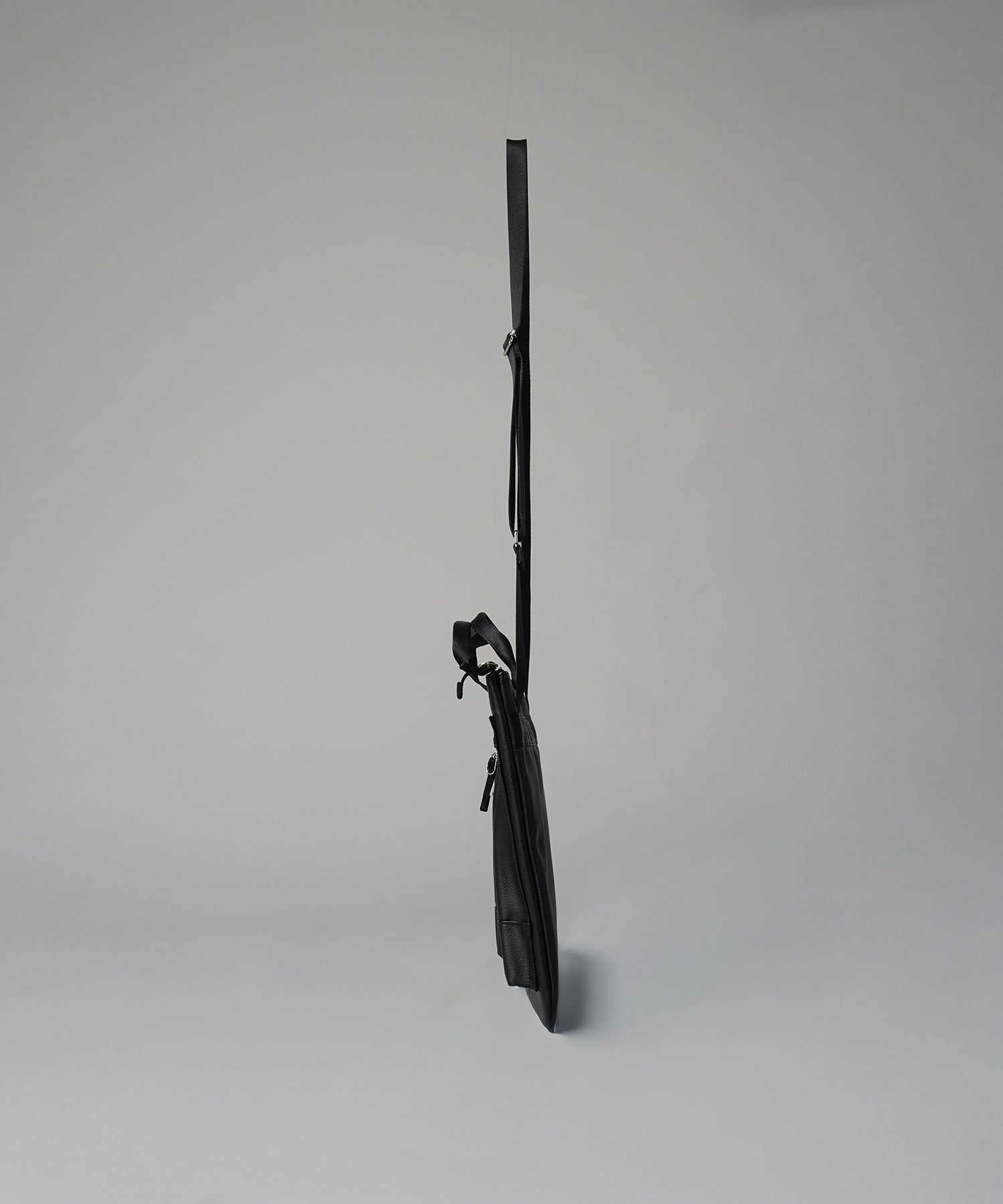 Aluminum Bonded Leather Shoulder Bag