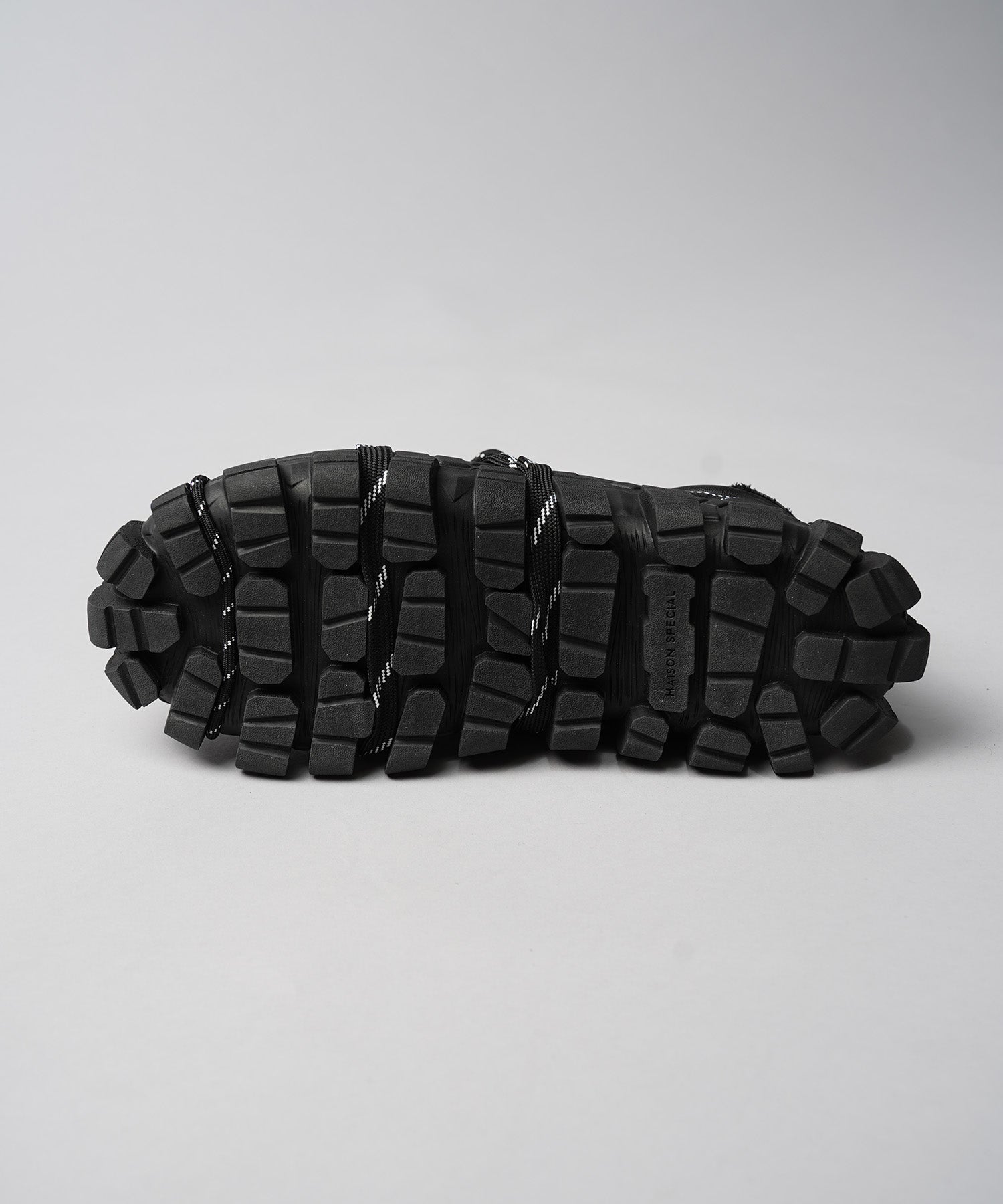 [SPECIAL SHOES FACTORY COLLABORATION] Rattling Sole Low-Cut Shoes