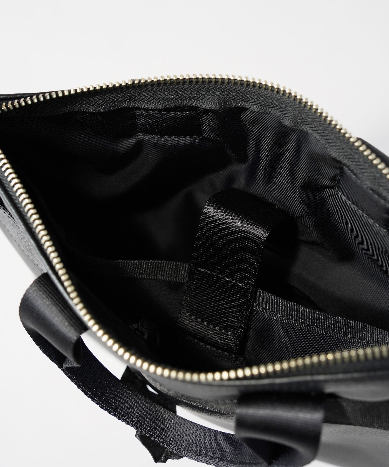 Aluminum Bonded Leather Shoulder Bag