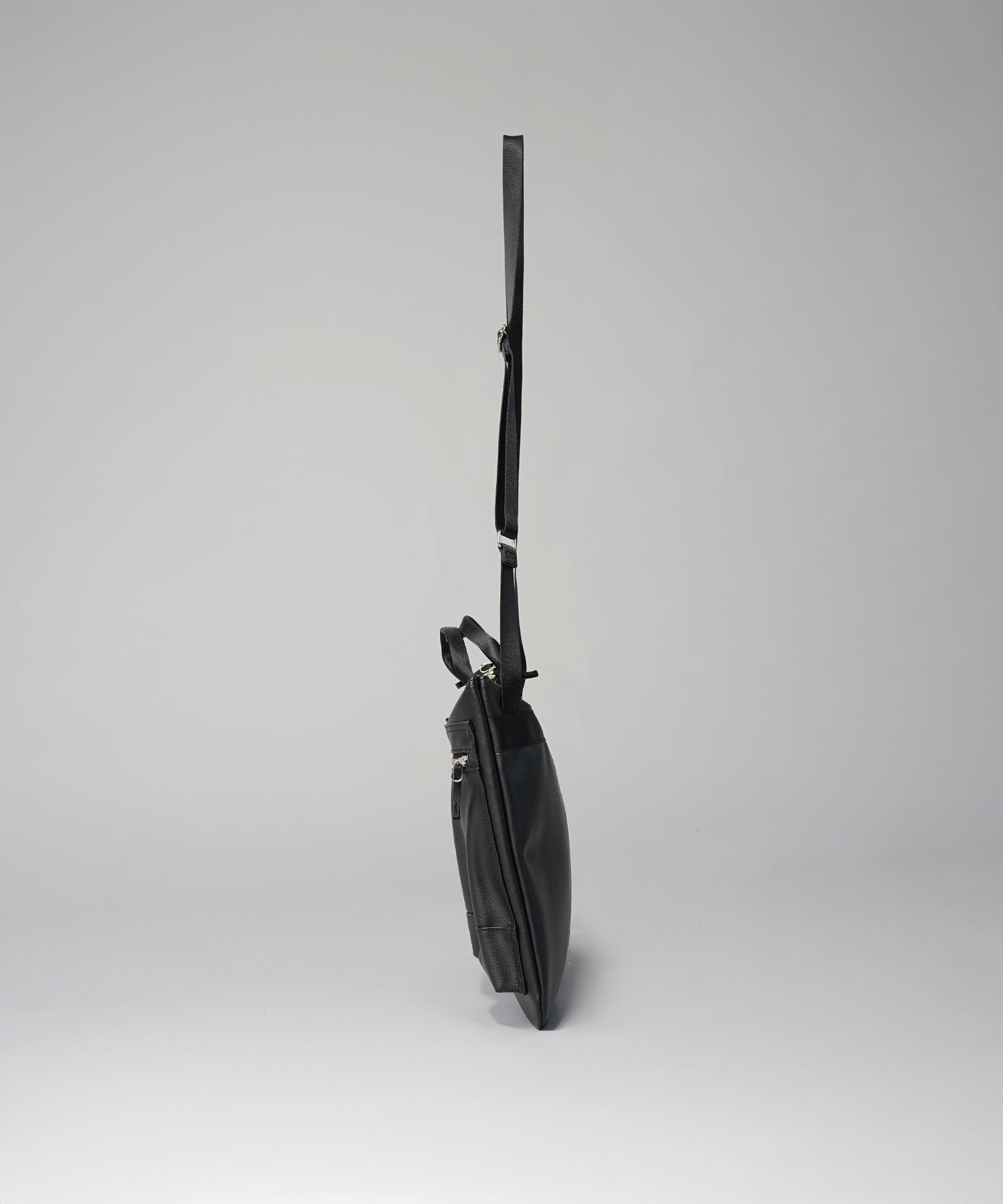 Aluminum Bonded Leather Shoulder Bag