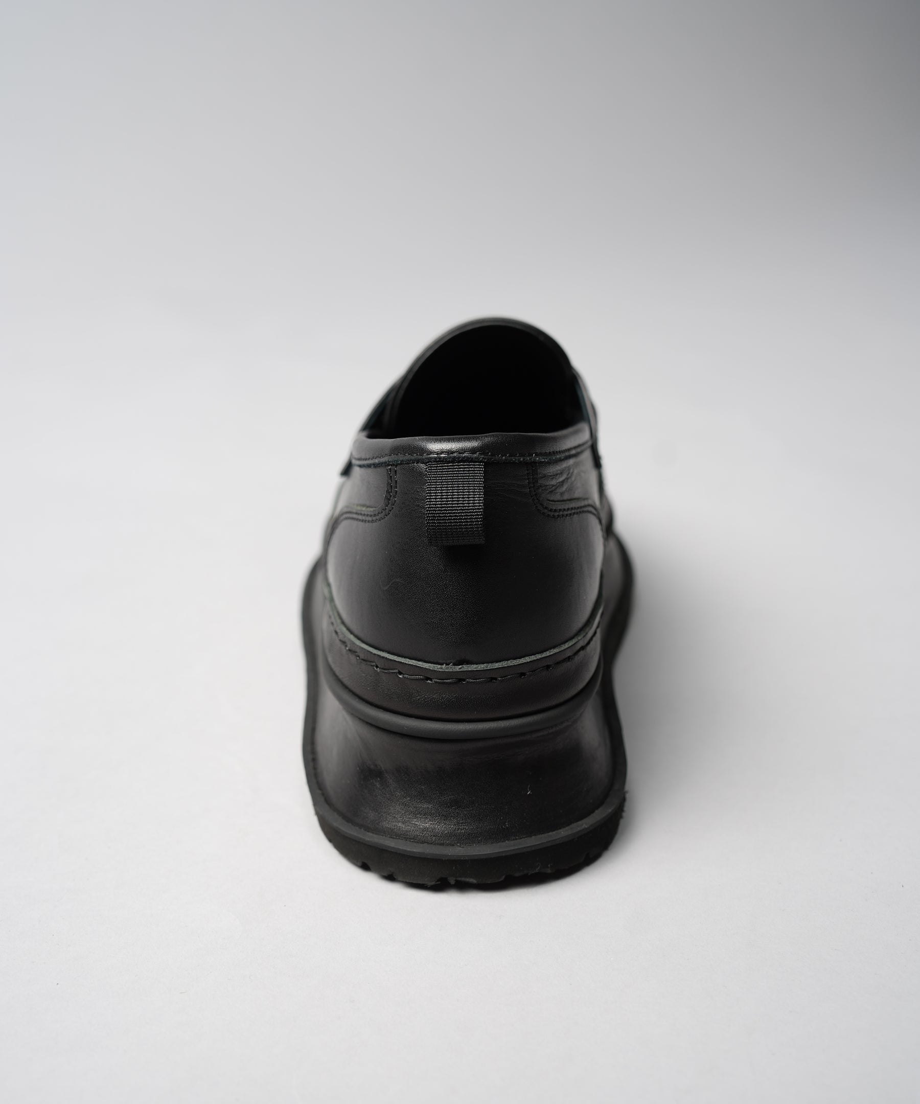 [SPECIAL SHOES FACTORY COLLABORATION] Rattling Sole Low-Cut Shoes