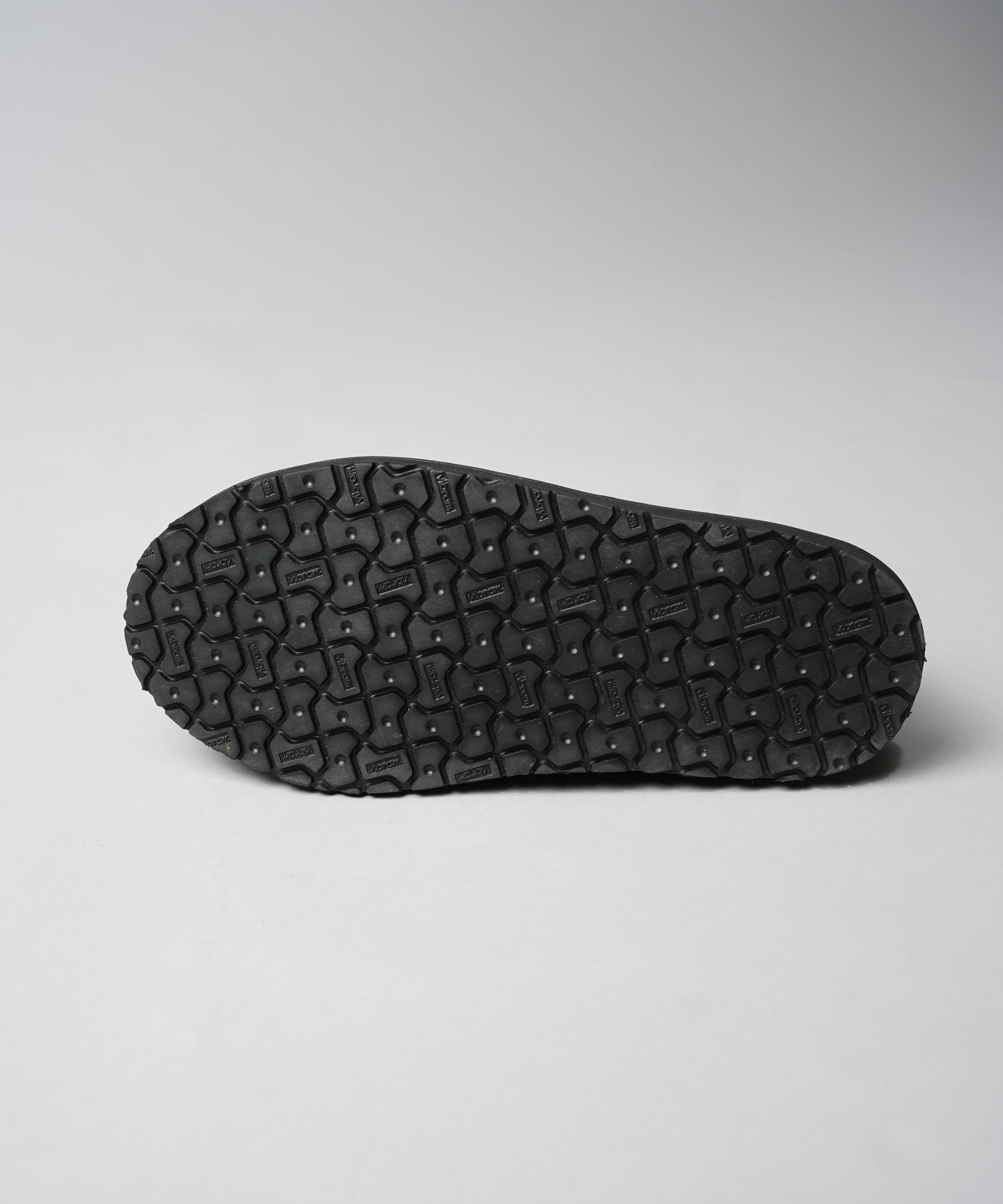 [SPECIAL SHOES FACTORY COLLABORATION] Rattling Sole Low-Cut Shoes