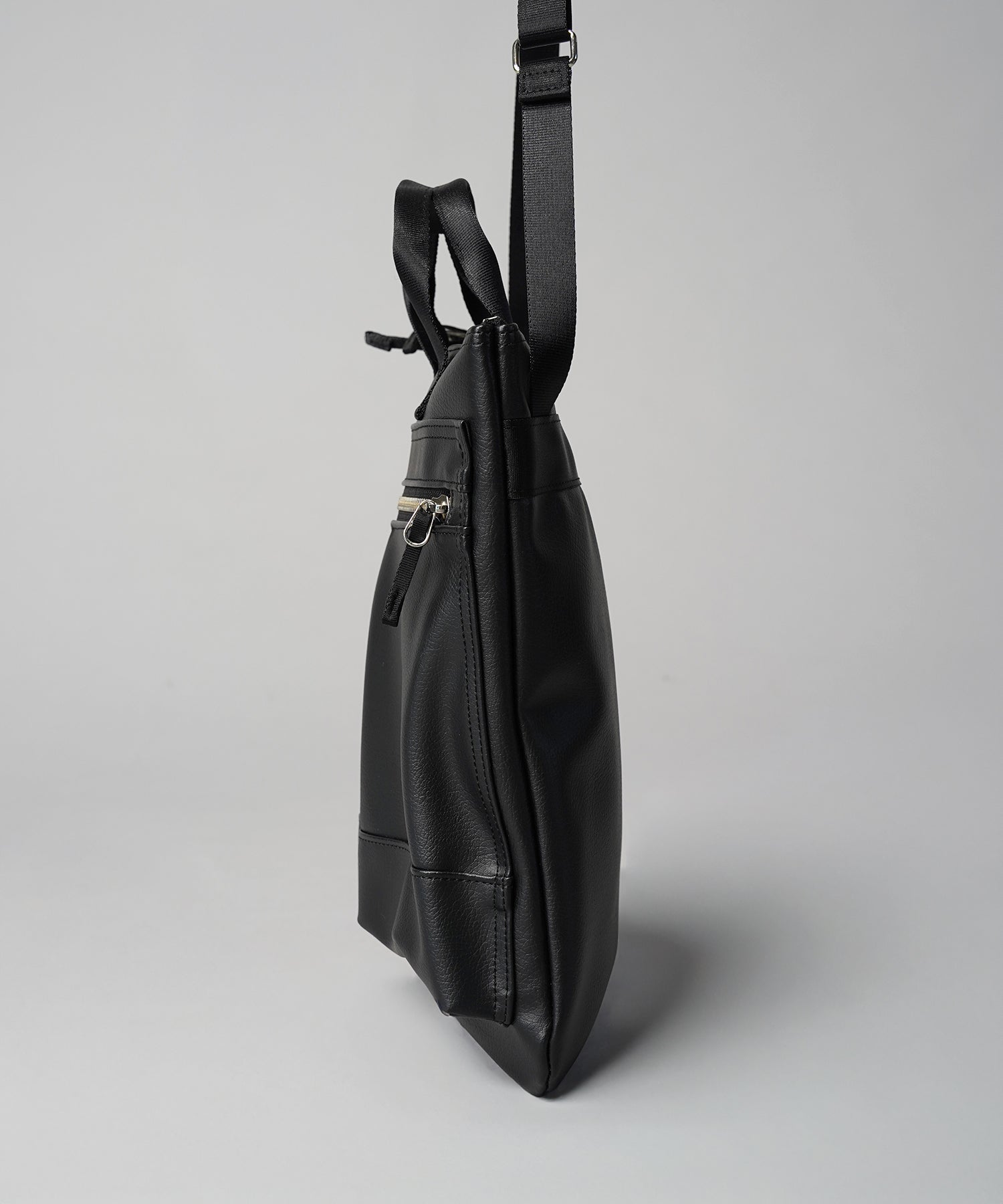 Aluminum Bonded Leather Shoulder Bag