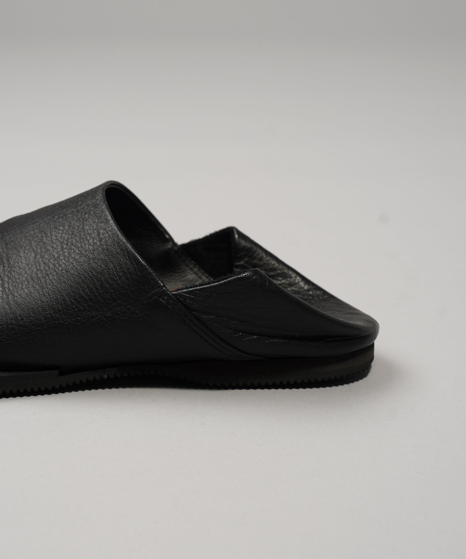 [특별 신발 공장 협업] 단독 로우 컷 신발 딸랑이