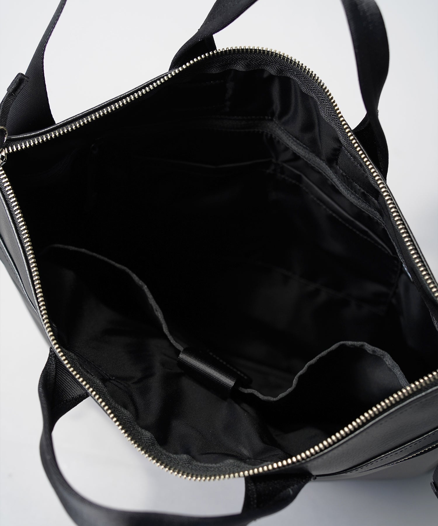 Aluminum Bonded Leather Shoulder Bag