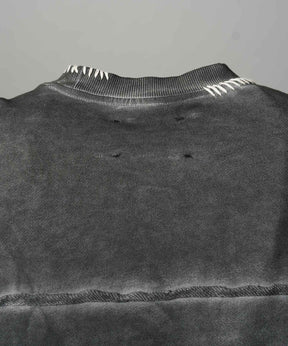 重量重量汗水绣花损伤超染色船员脖子套头衫