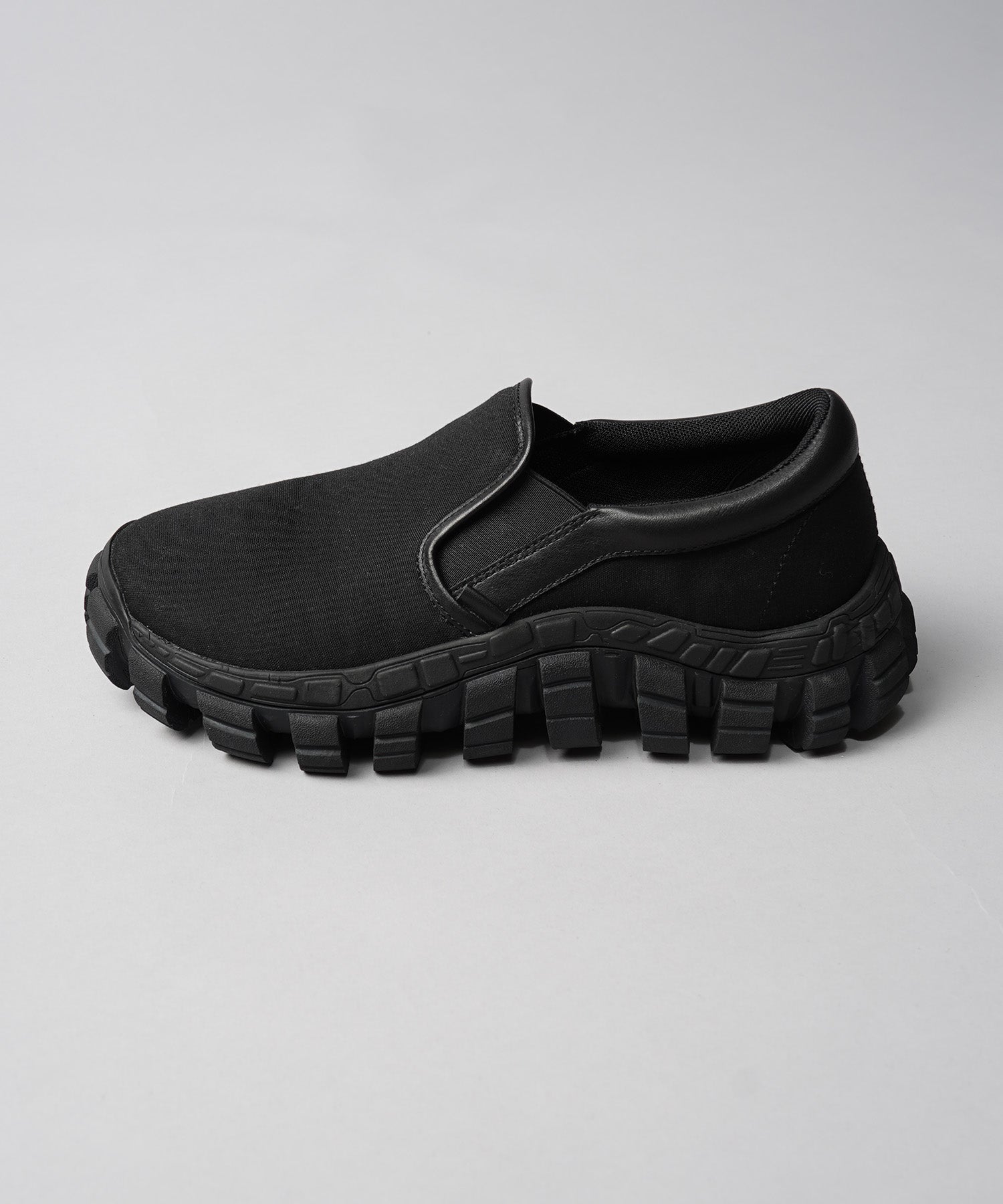 メゾンスペシャル ラトリングソール 厚底 サンダル ブラック 25.5 SPECIAL SHOES FACTORY COLLABORATION】Rattling Sole Heel