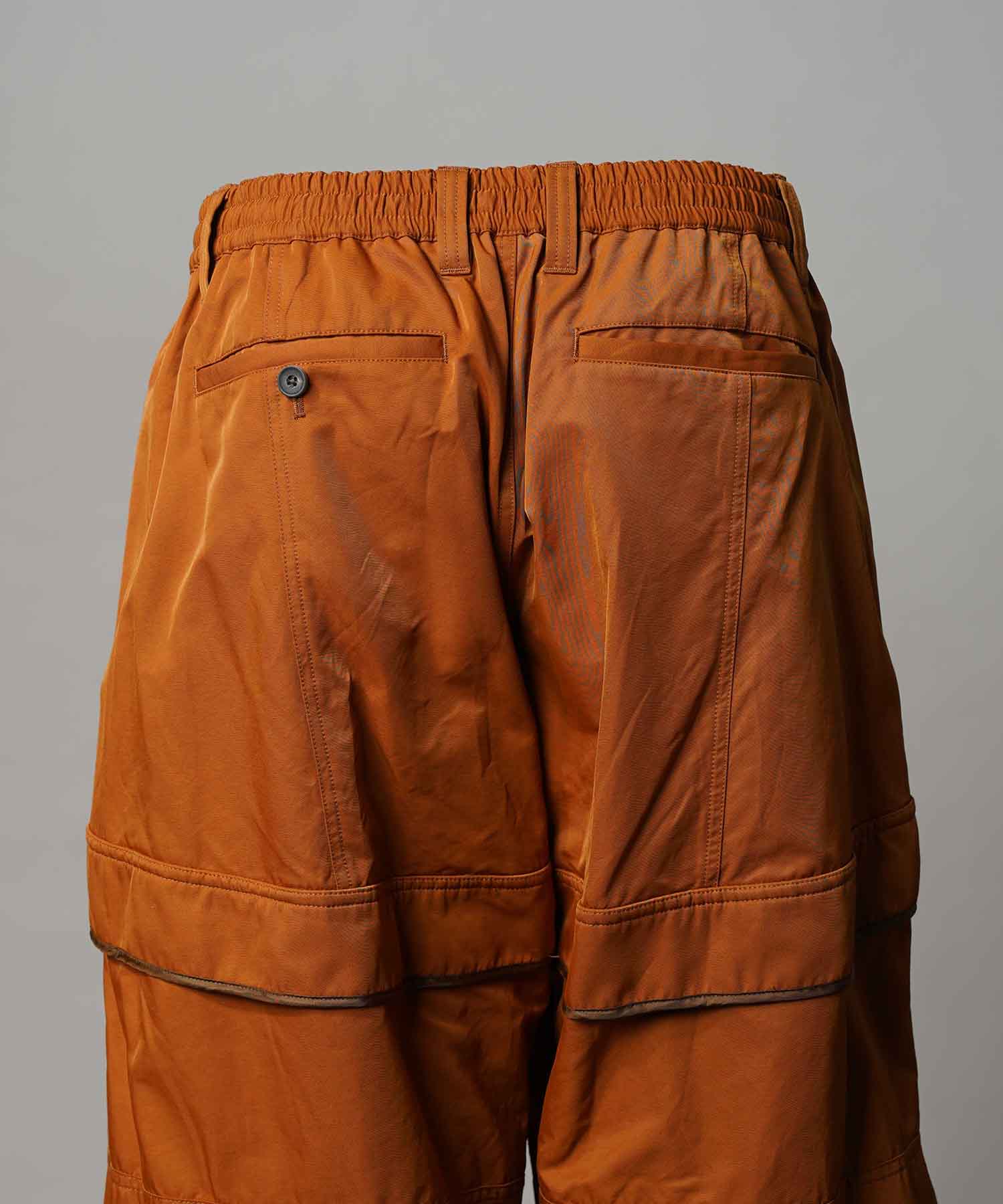 Gather Curved Switching Wide Pants