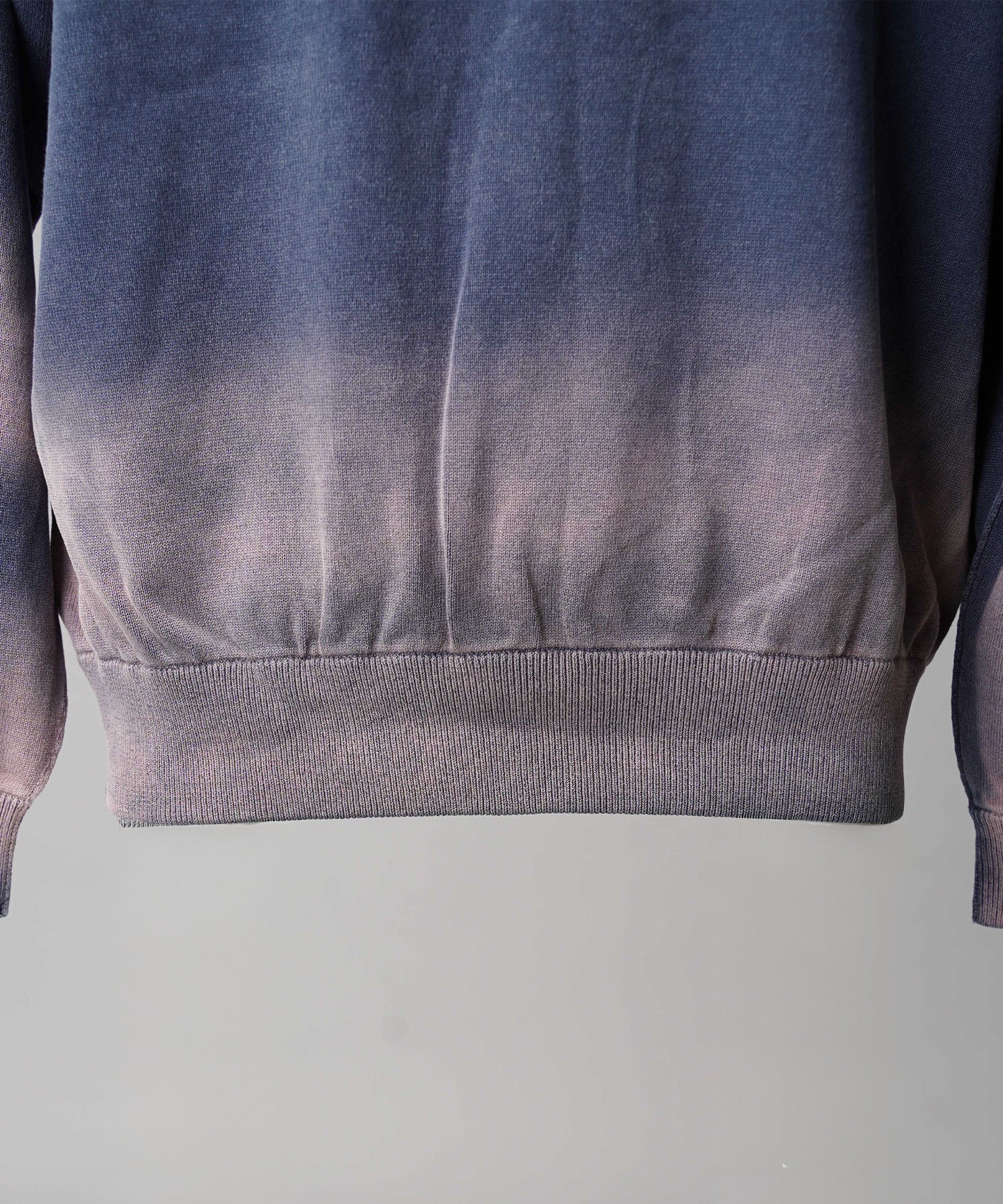 Gradation Dye Prime-Over Crew Neck Knit Pullover