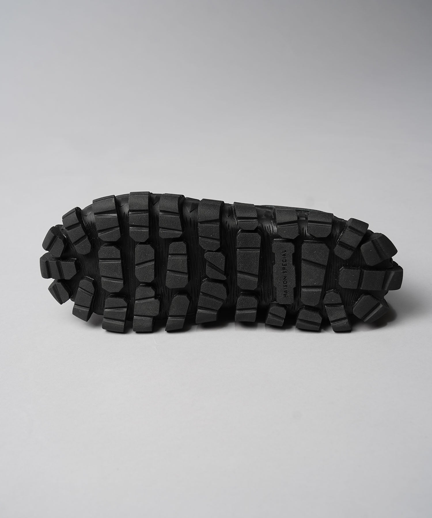 [SPECIAL SHOES FACTORY COLLABORATION] Rattling Sole Low-Cut Shoes