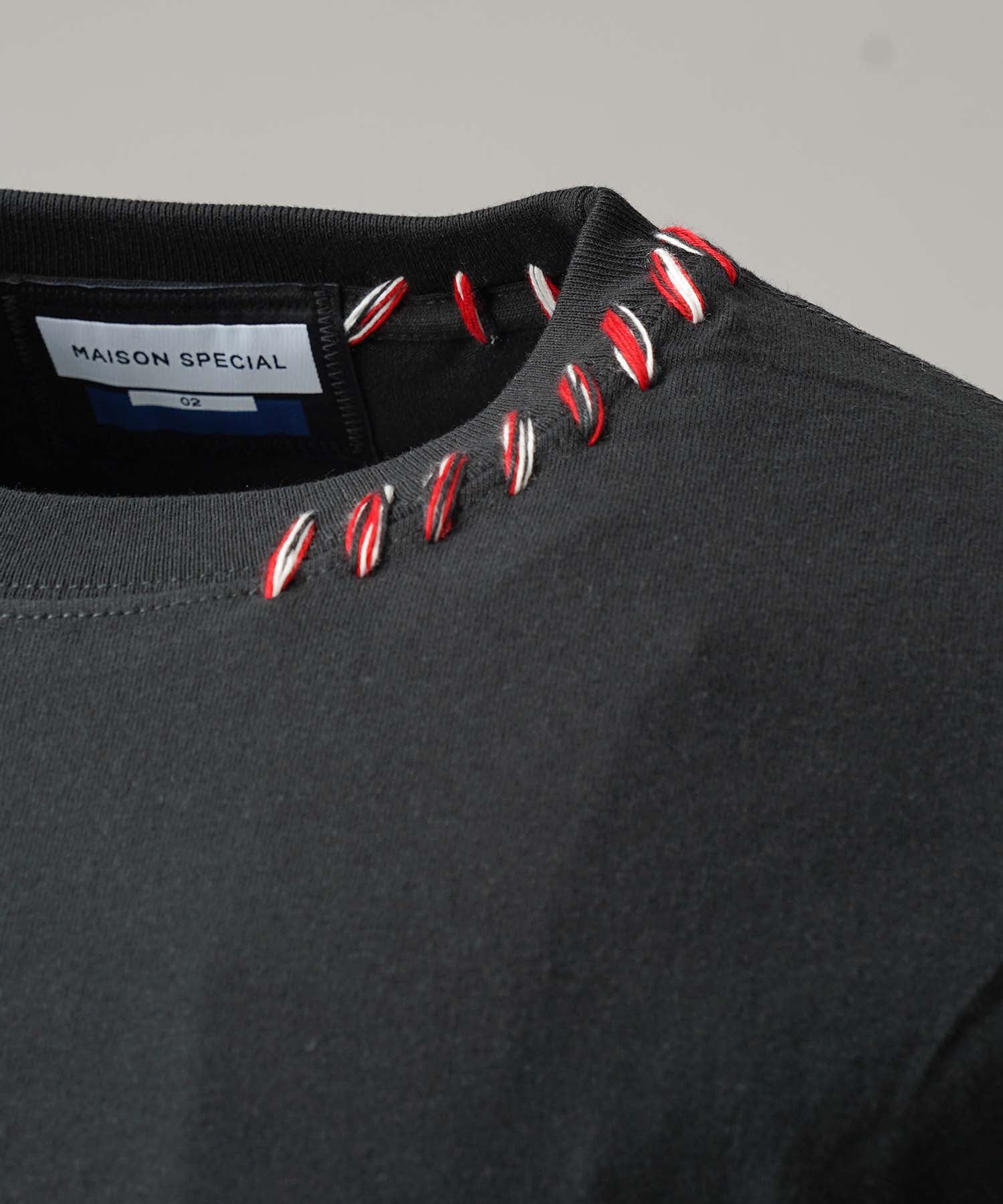 [25AW PRE-ORDER] Nuance Graphics Hand Stitching Long Sleeve TEE